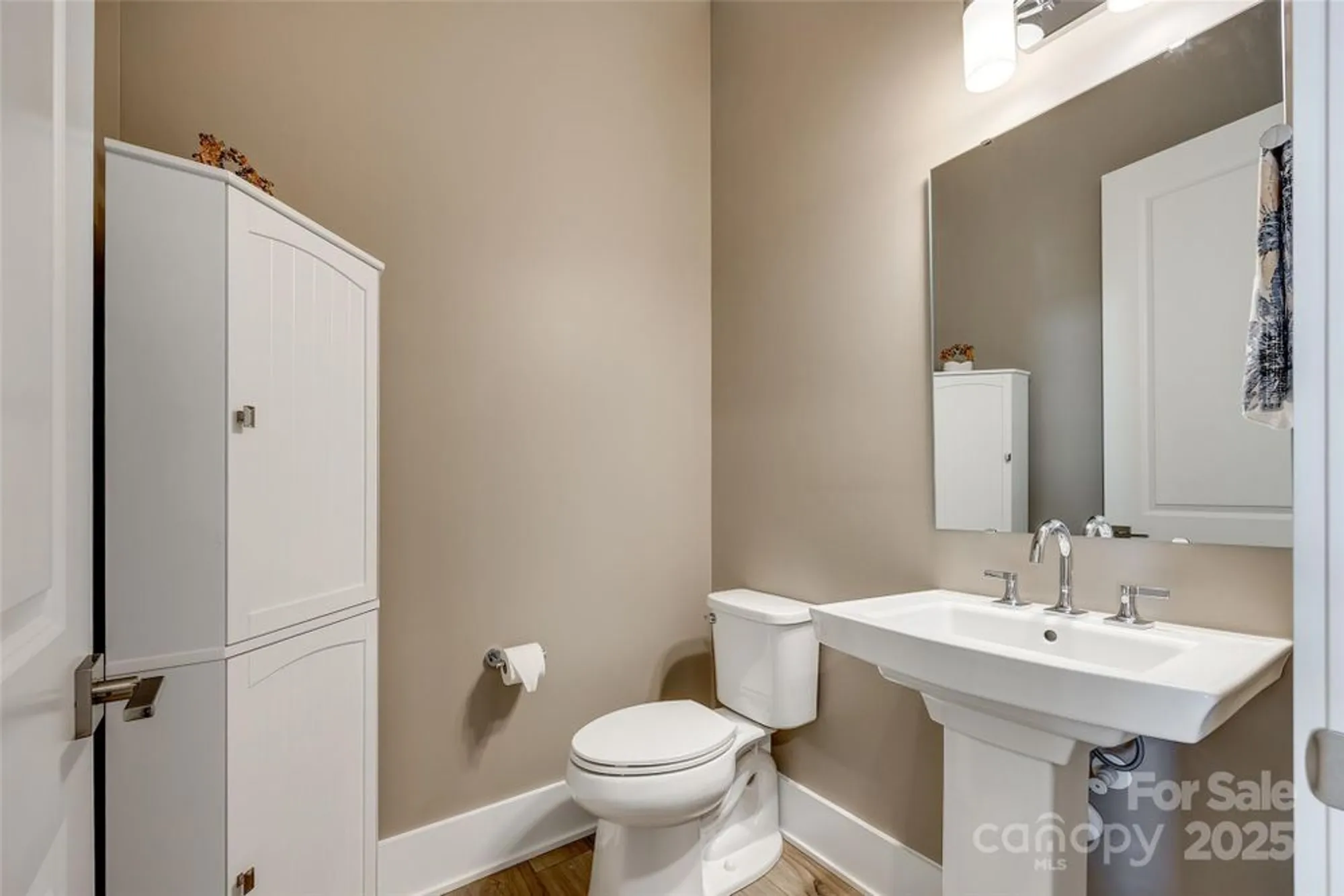 Property Slideshow image 19 of 41 | 2370 whitebark dr, Fort Mill, SC, 29707