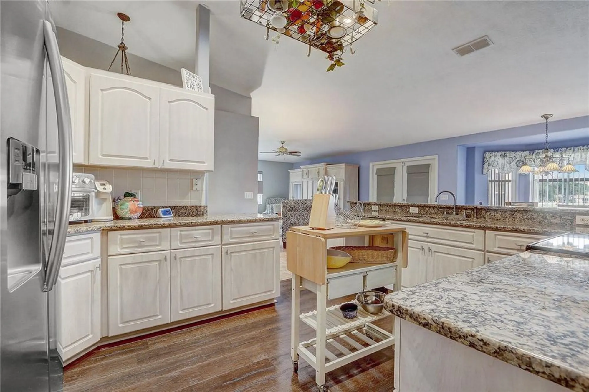 Property Slideshow image 8 of 25 | 10031 sw 62nd cir, Ocala, FL, 34476