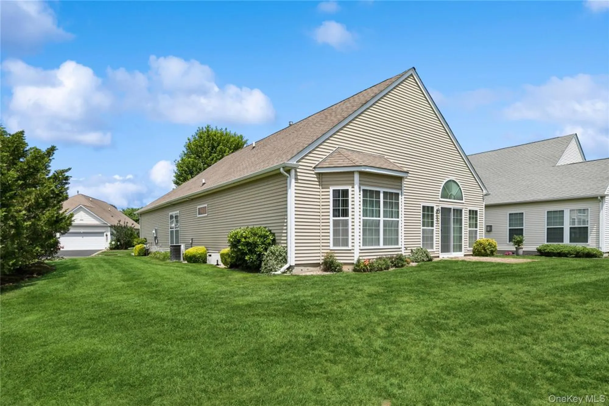 Property Slideshow image 33 of 40 | 109 louden loop, Mount Sinai, NY, 11766