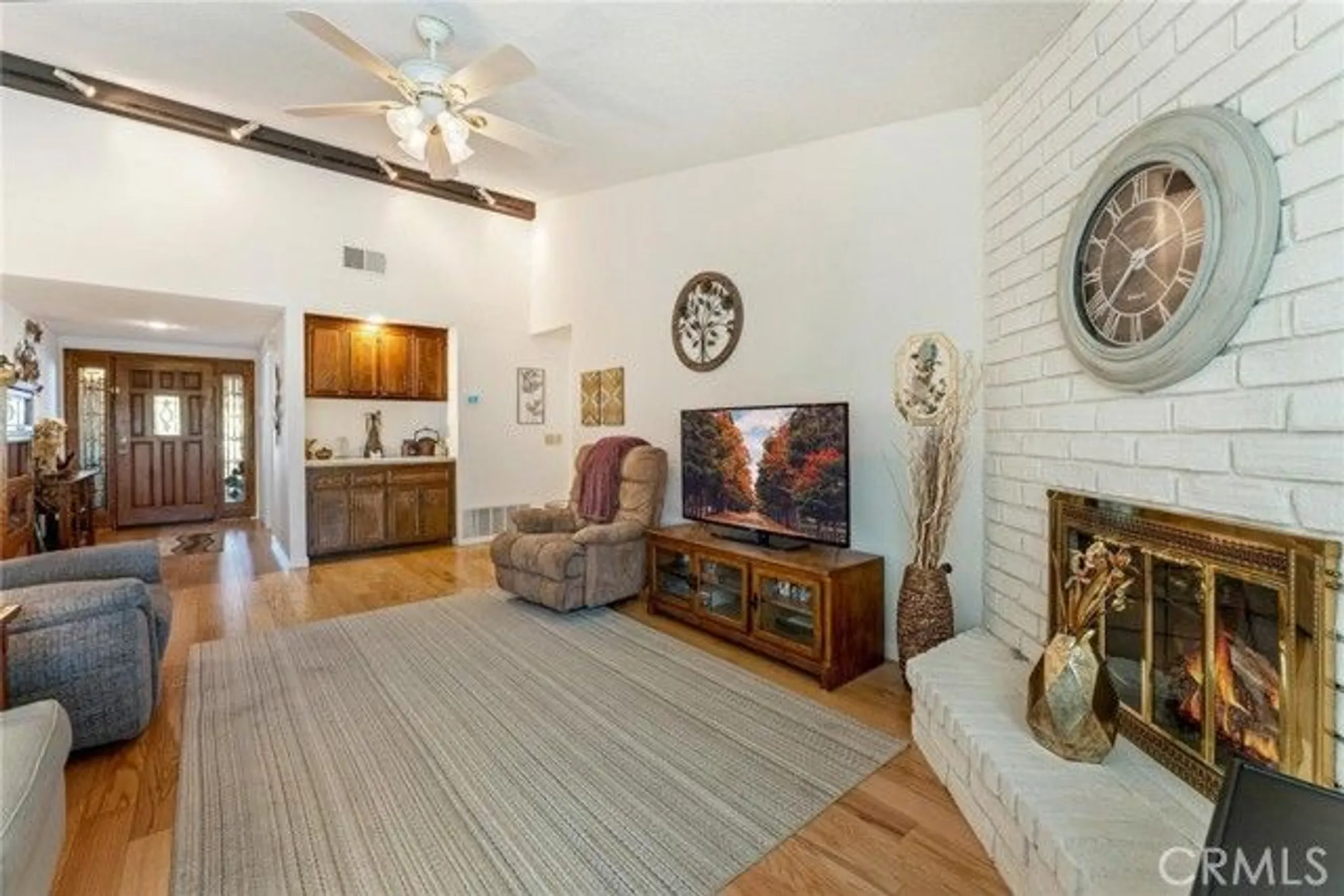 Property Slideshow image 16 of 39 | 2059 silver oak way, Hemet, CA, 92545