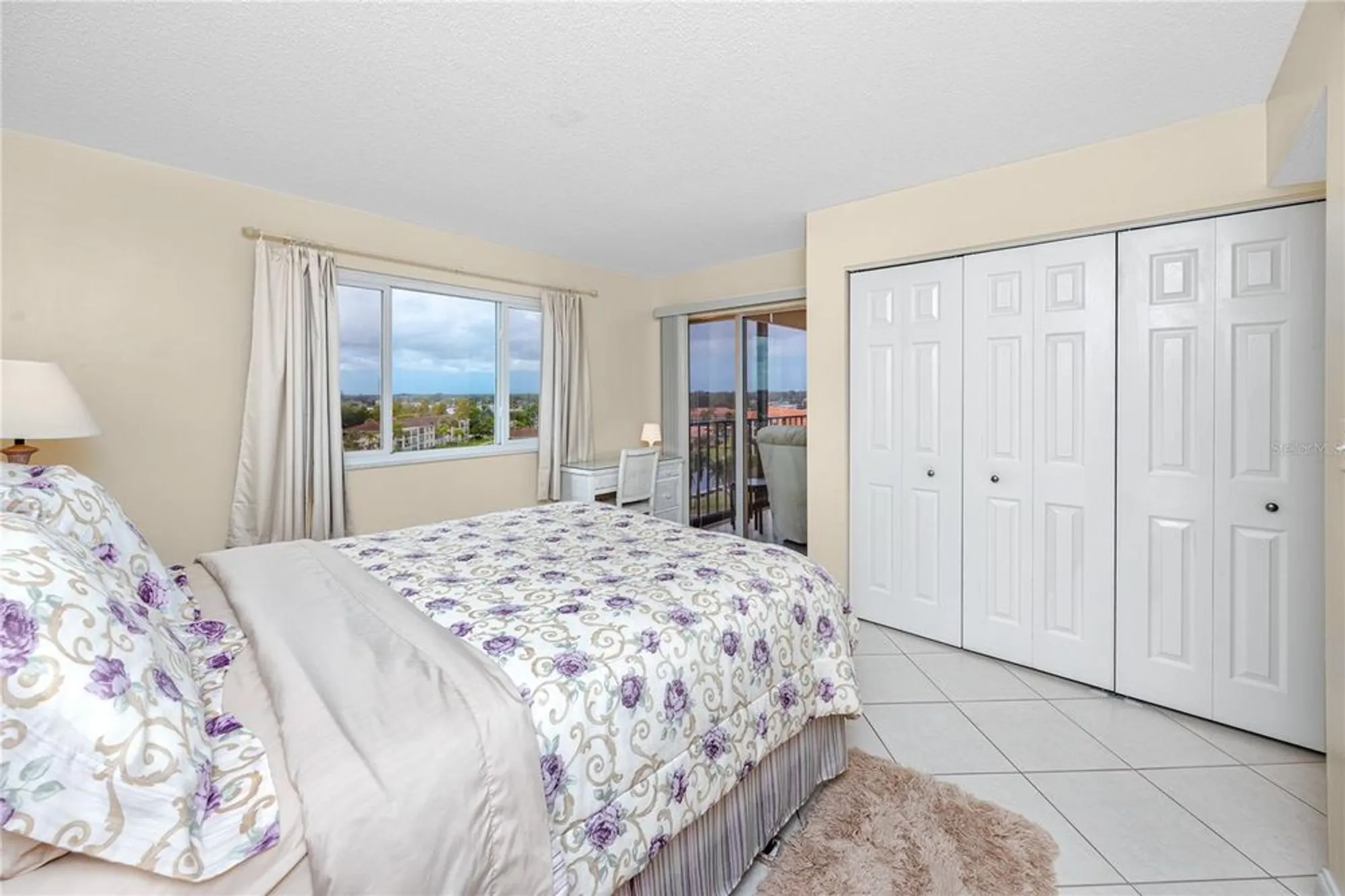 Property Slideshow image 12 of 45 | 19029 us highway 19 n apt 9-607, Clearwater, FL, 33764