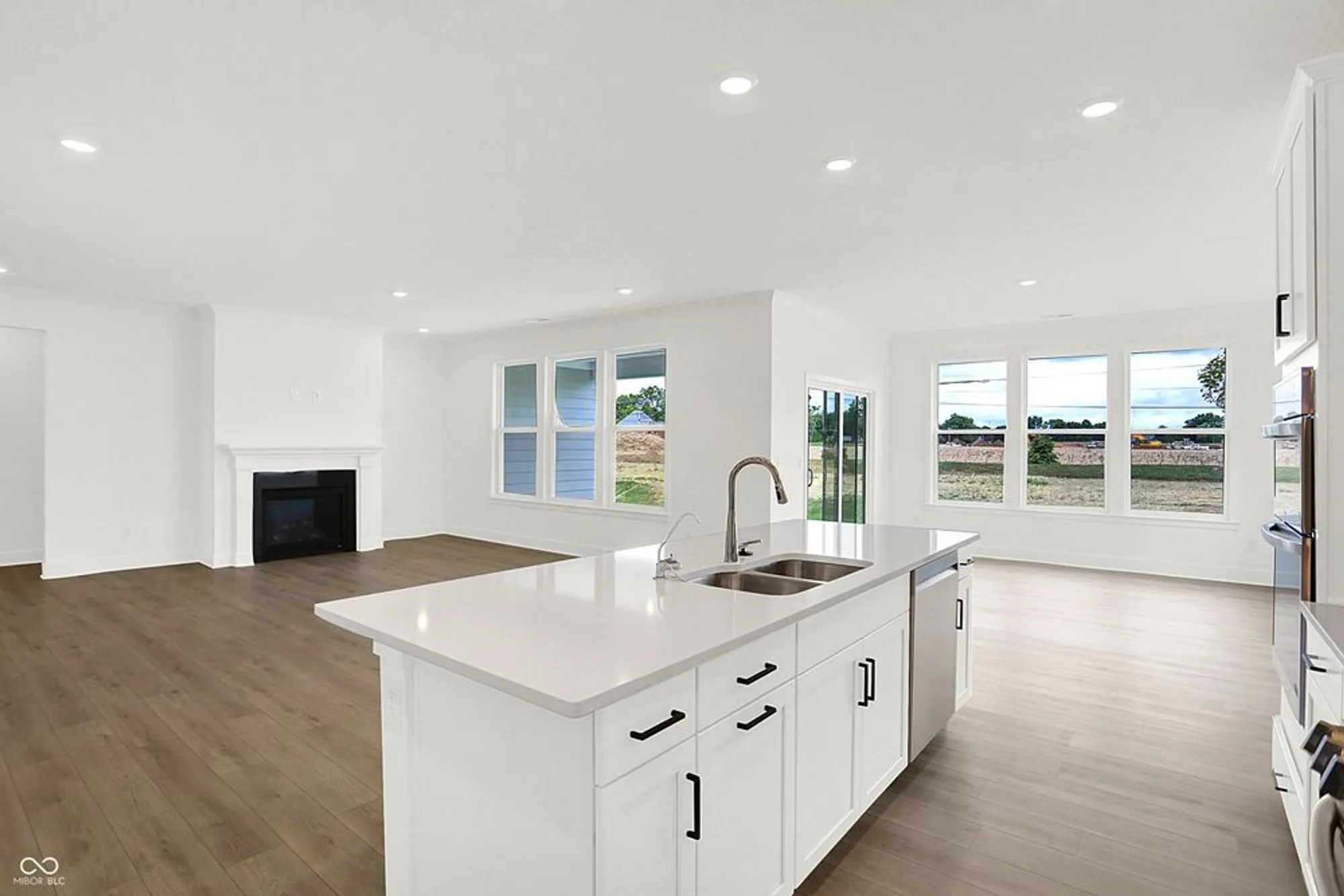 Property Slideshow image 17 of 46 | 5062 foxley park ln, Avon, IN, 46123