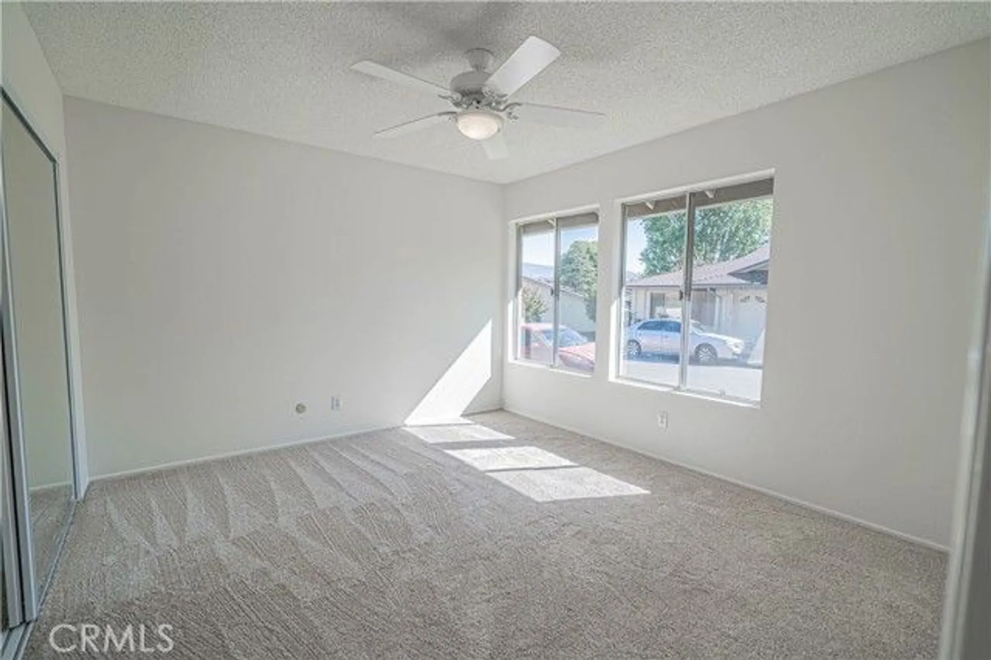 Property Slideshow image 23 of 51 | 19433 oak crossing rd, Newhall, CA, 91321