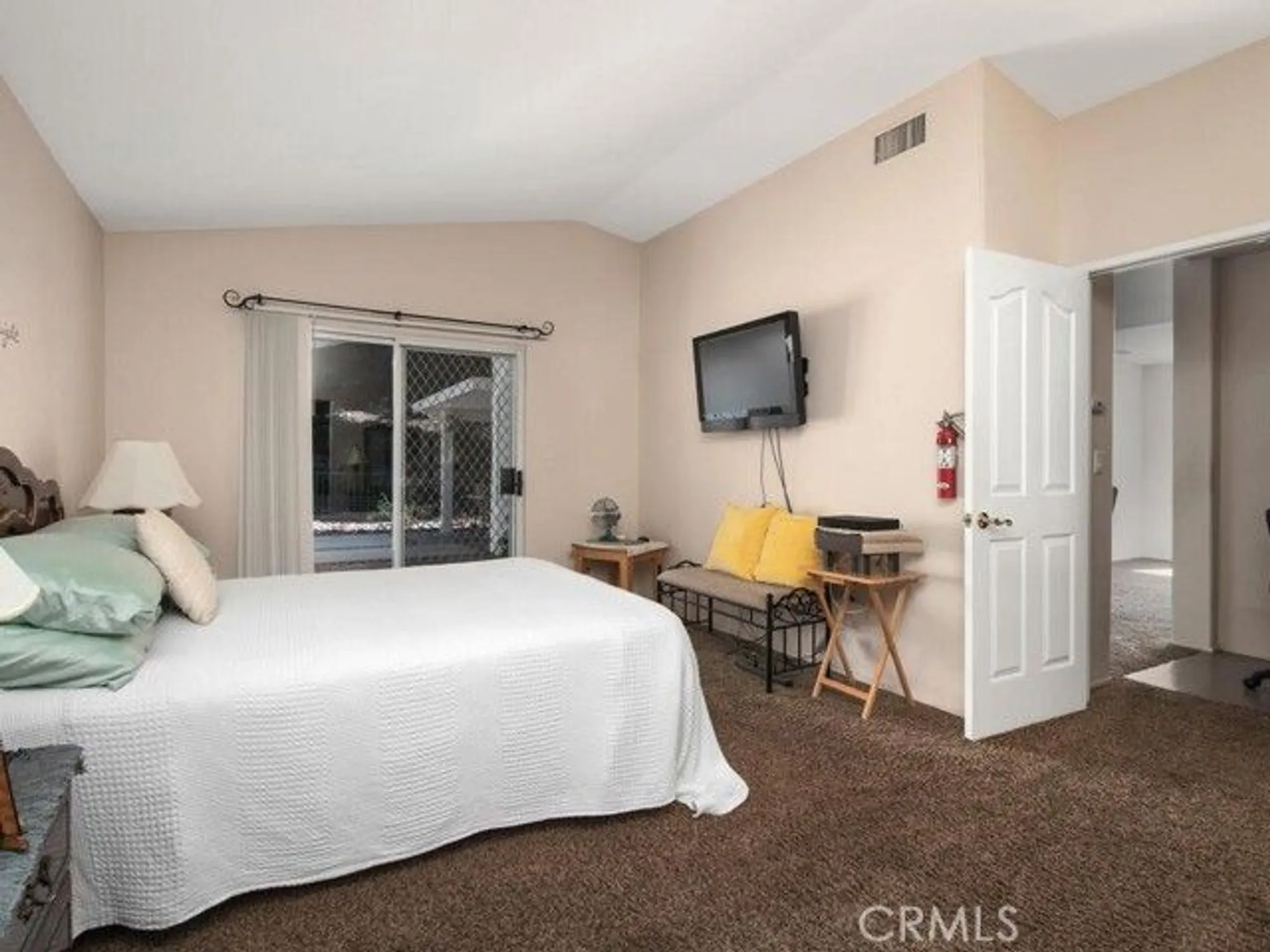 Property Slideshow image 23 of 39 | 40380 via francisco, Murrieta, CA, 92562