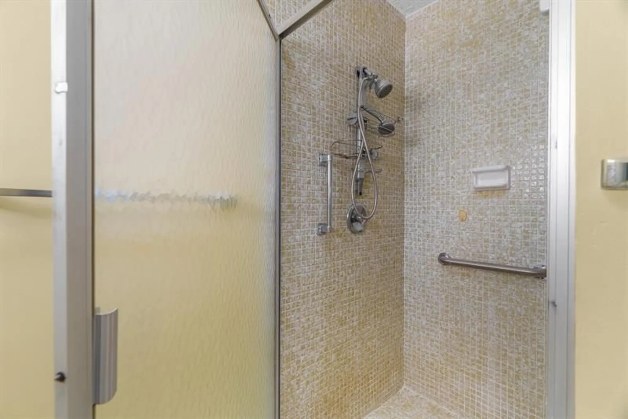 Property Slideshow image 37 of 43 | 8216 nw 12th mnr, Plantation, FL, 33322