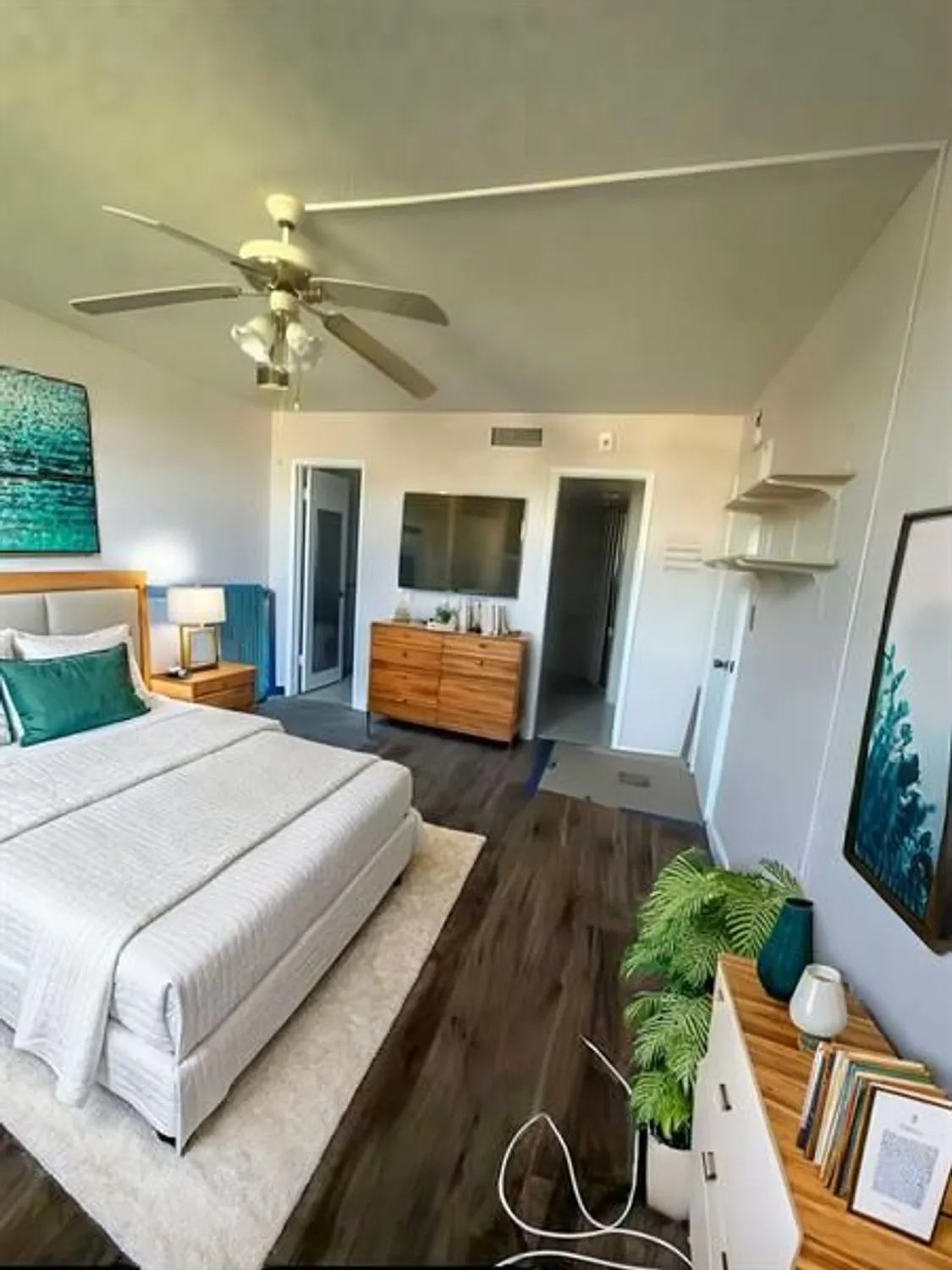 Property Slideshow image 18 of 24 | 2731 ne 14th street cswy 135, Pompano Beach, FL, 33062