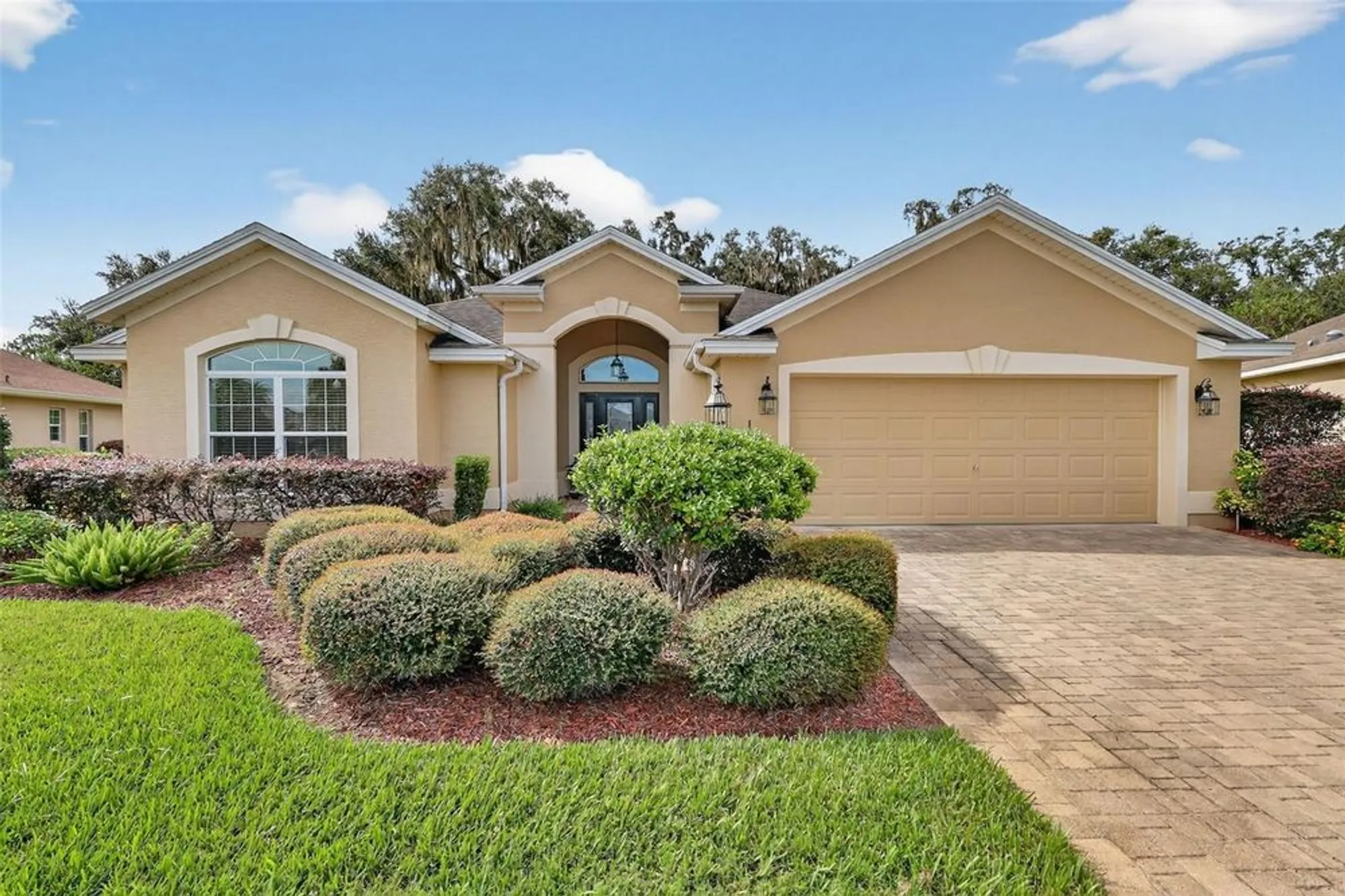 Property Slideshow image 15 of 54 | 10063 lake miona way, Oxford, FL, 34484