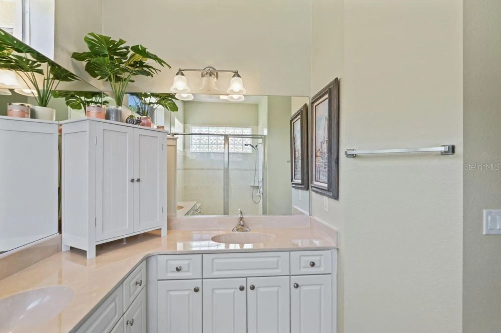 Property Slideshow image 30 of 85 | 9398 burnam dr, Weeki Wachee, FL, 34613