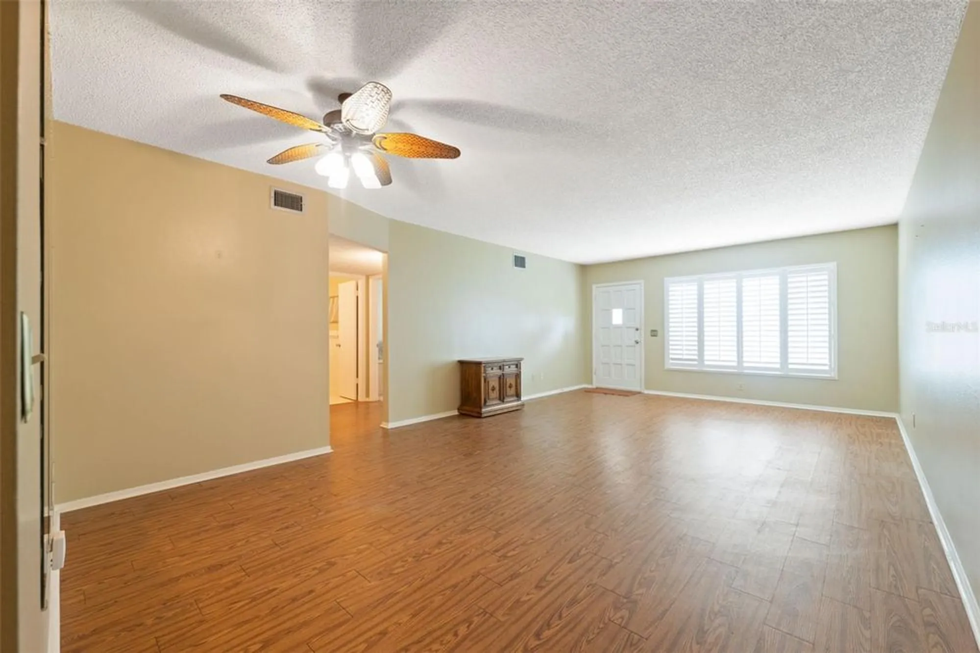 Property Slideshow image 6 of 31 | 2430 florentine way 6, Clearwater, FL, 33763