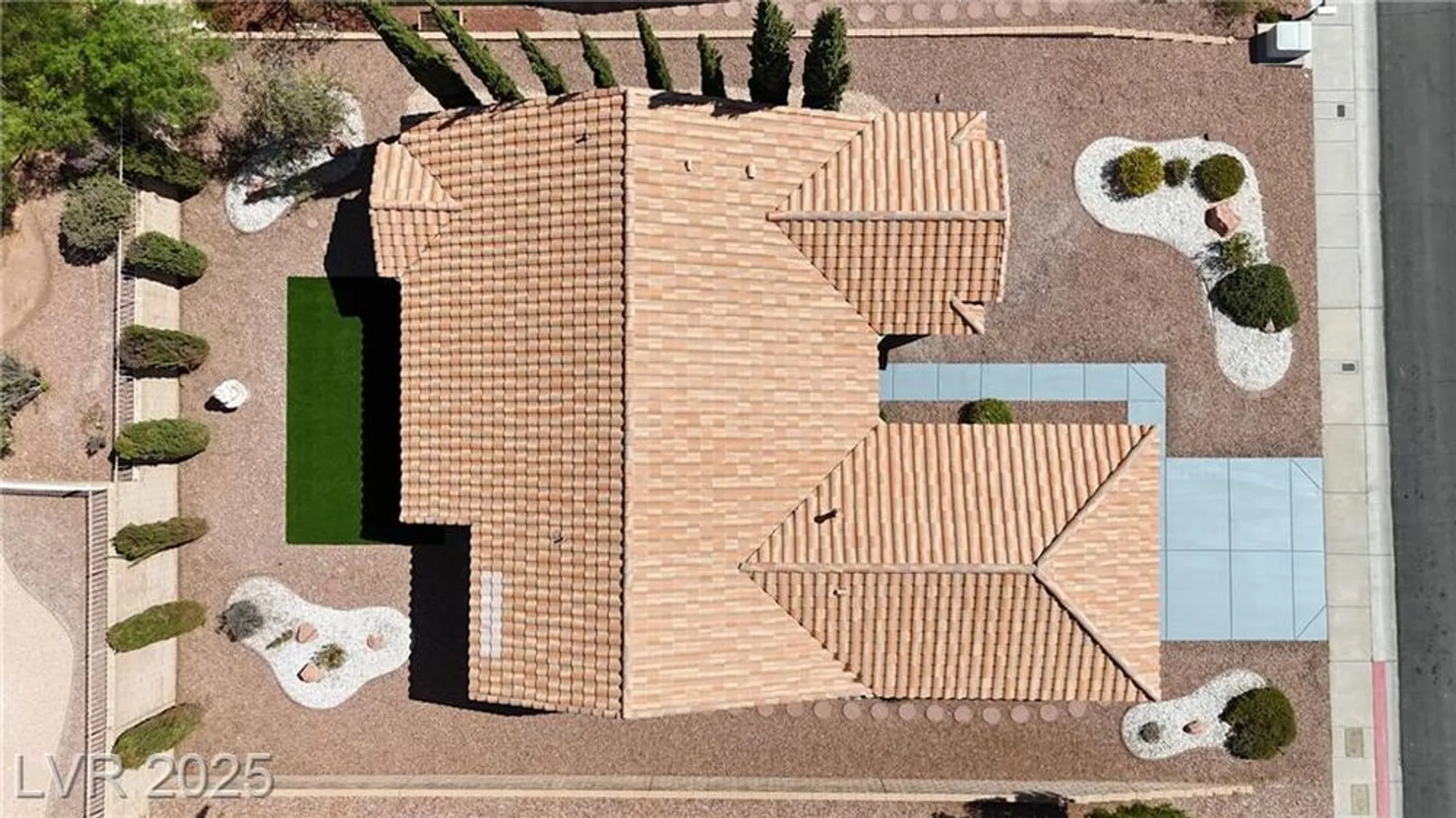 Property Slideshow image 32 of 51 | 10636 argents hill dr, Las Vegas, NV, 89134