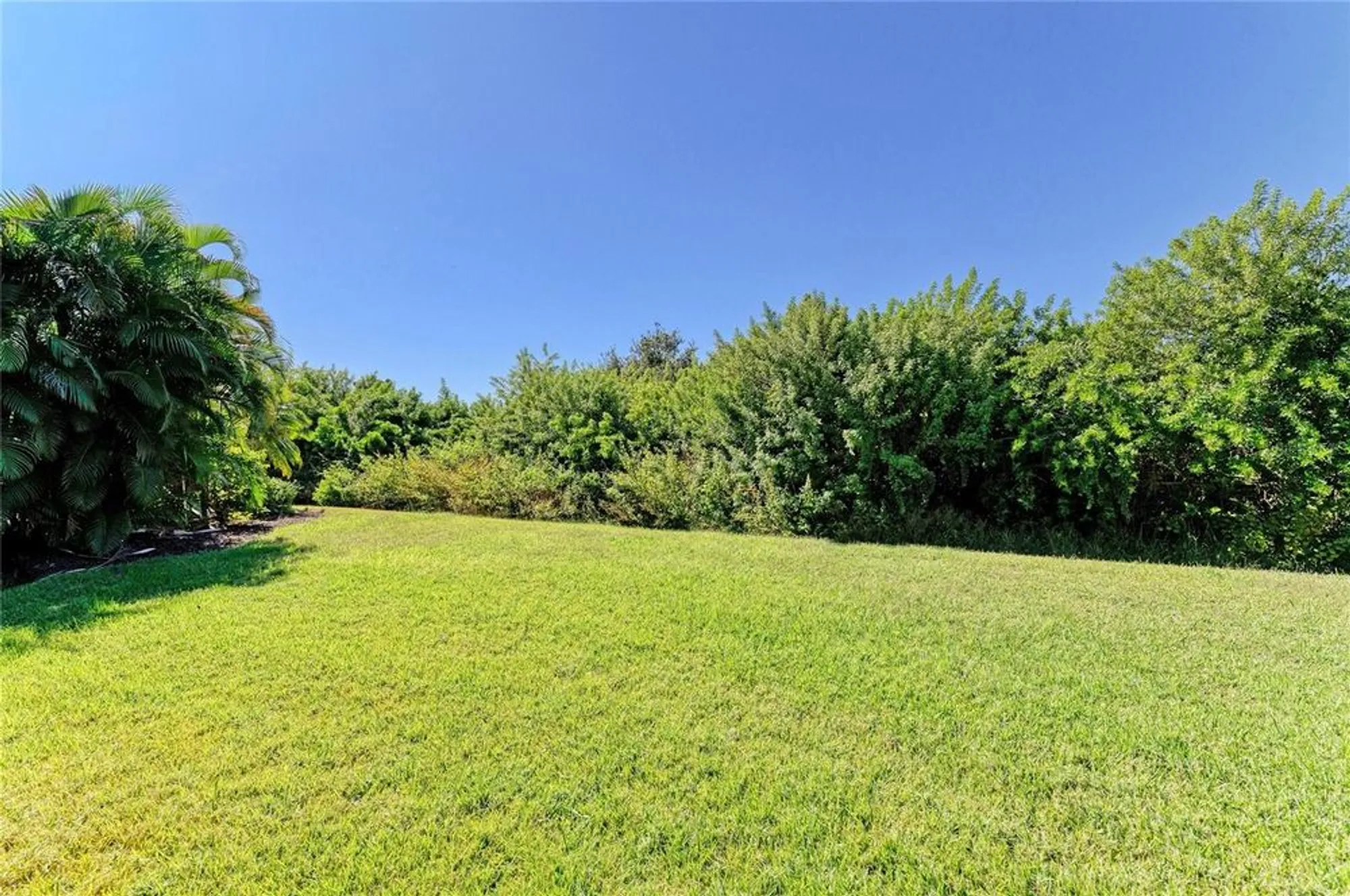 Property Slideshow image 40 of 63 | 350 river enclave ct, Bradenton, FL, 34212