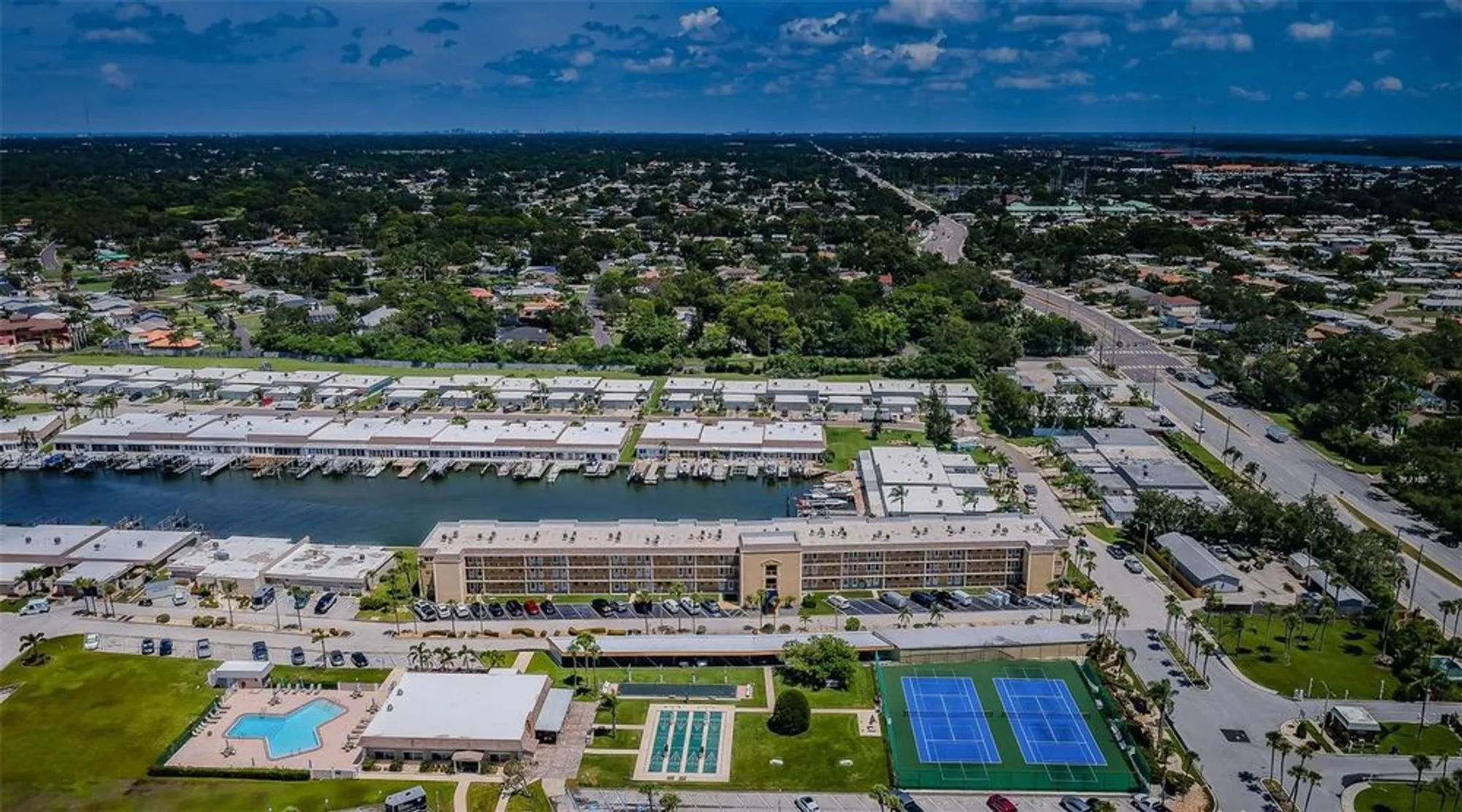 Property Slideshow image 30 of 89 | 1 boca ciega point blvd apt 314, Saint Petersburg, FL, 33708