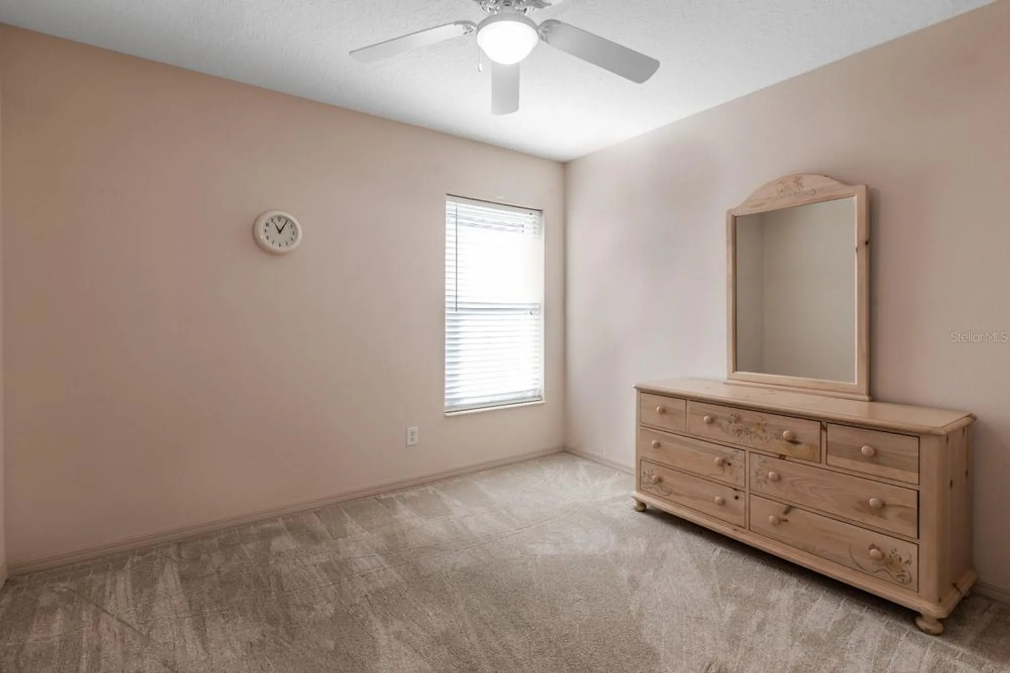 Property Slideshow image 14 of 20 | 5543 aurora dr, Leesburg, FL, 34748