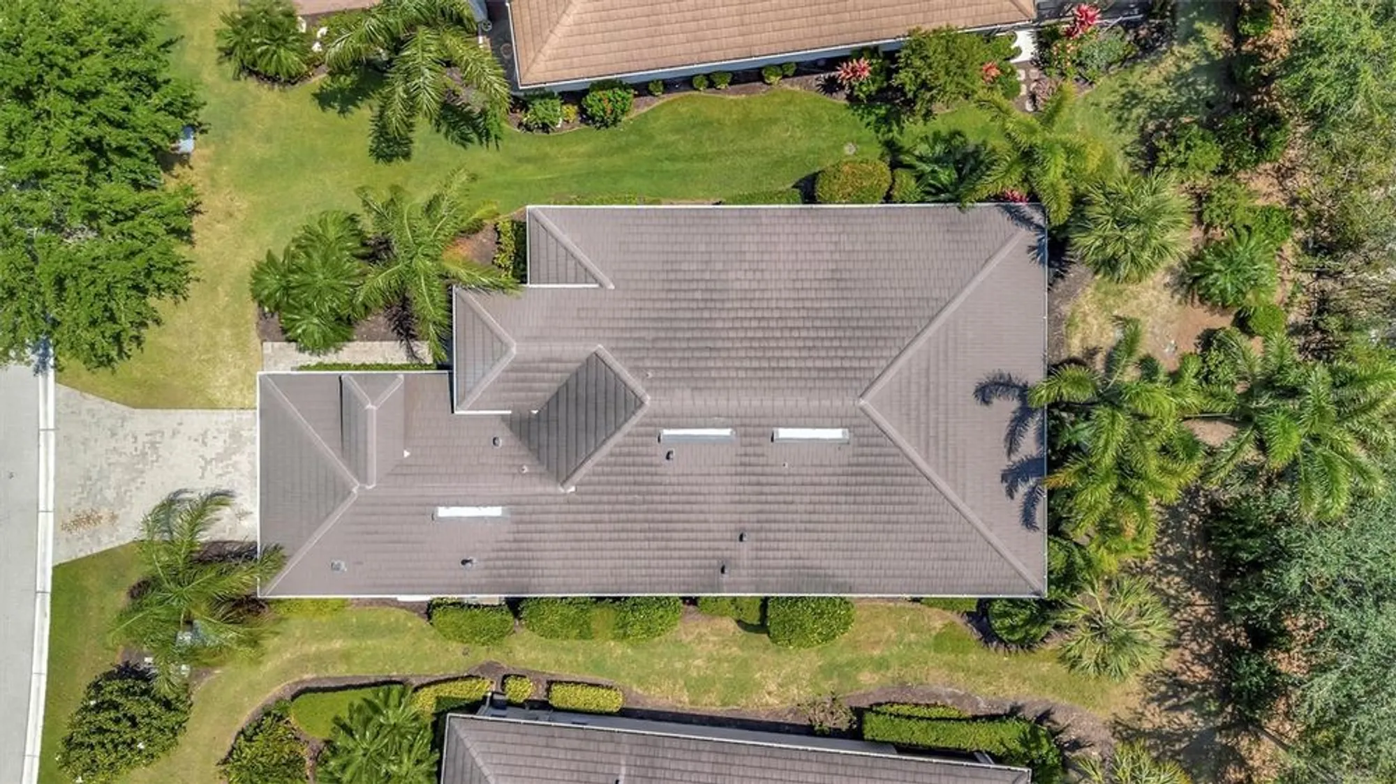 Property Slideshow image 59 of 78 | 5009 lake overlook ave, Bradenton, FL, 34208