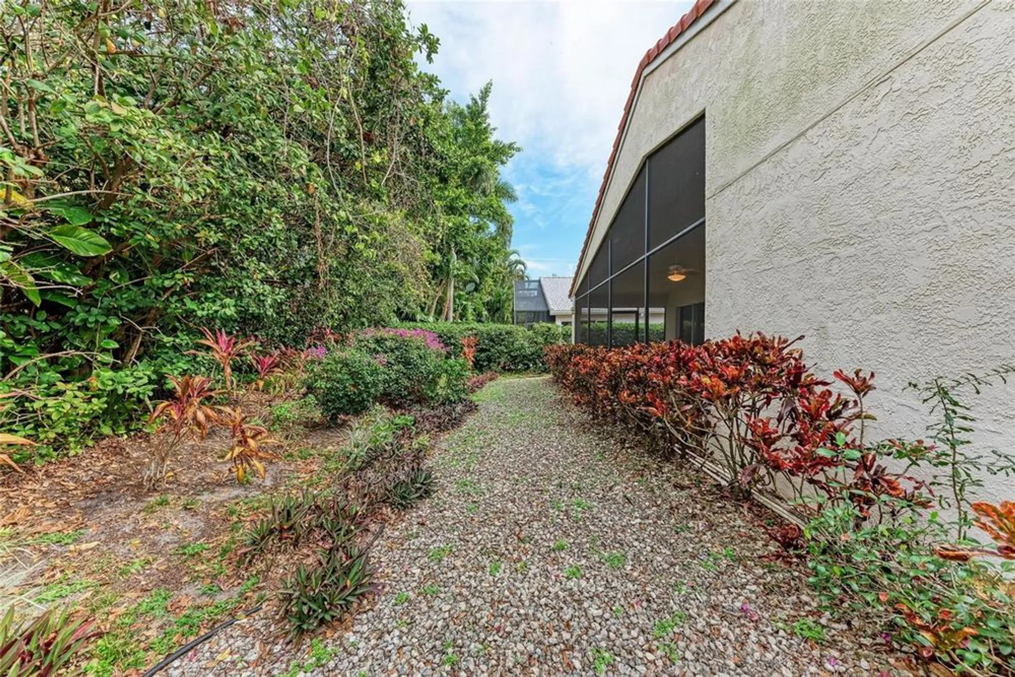 Property Slideshow image 38 of 43 | 5513 83rd ter, Sarasota, FL, 34243