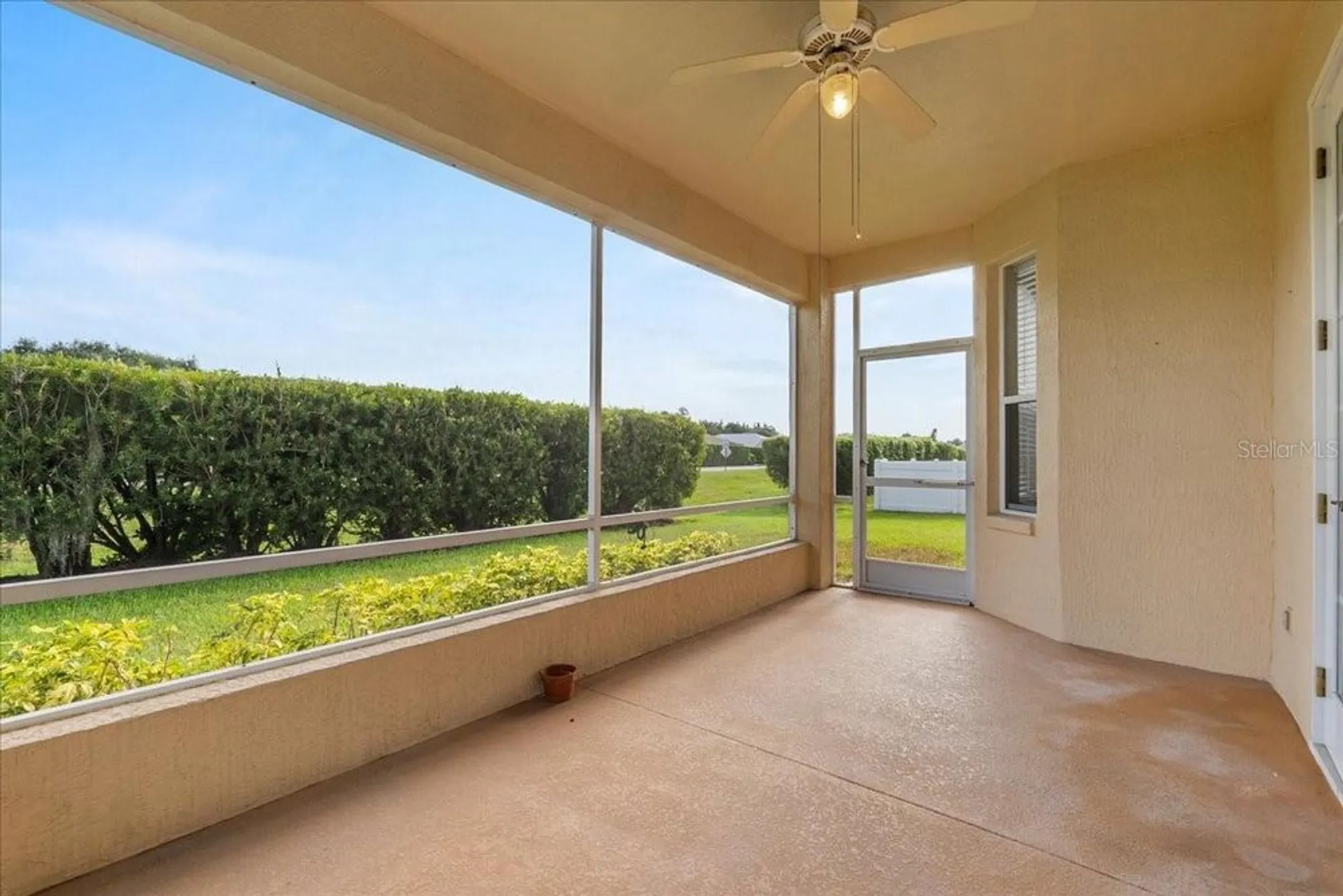 Property Slideshow image 30 of 51 | 4249 windchime ln, Lakeland, FL, 33811