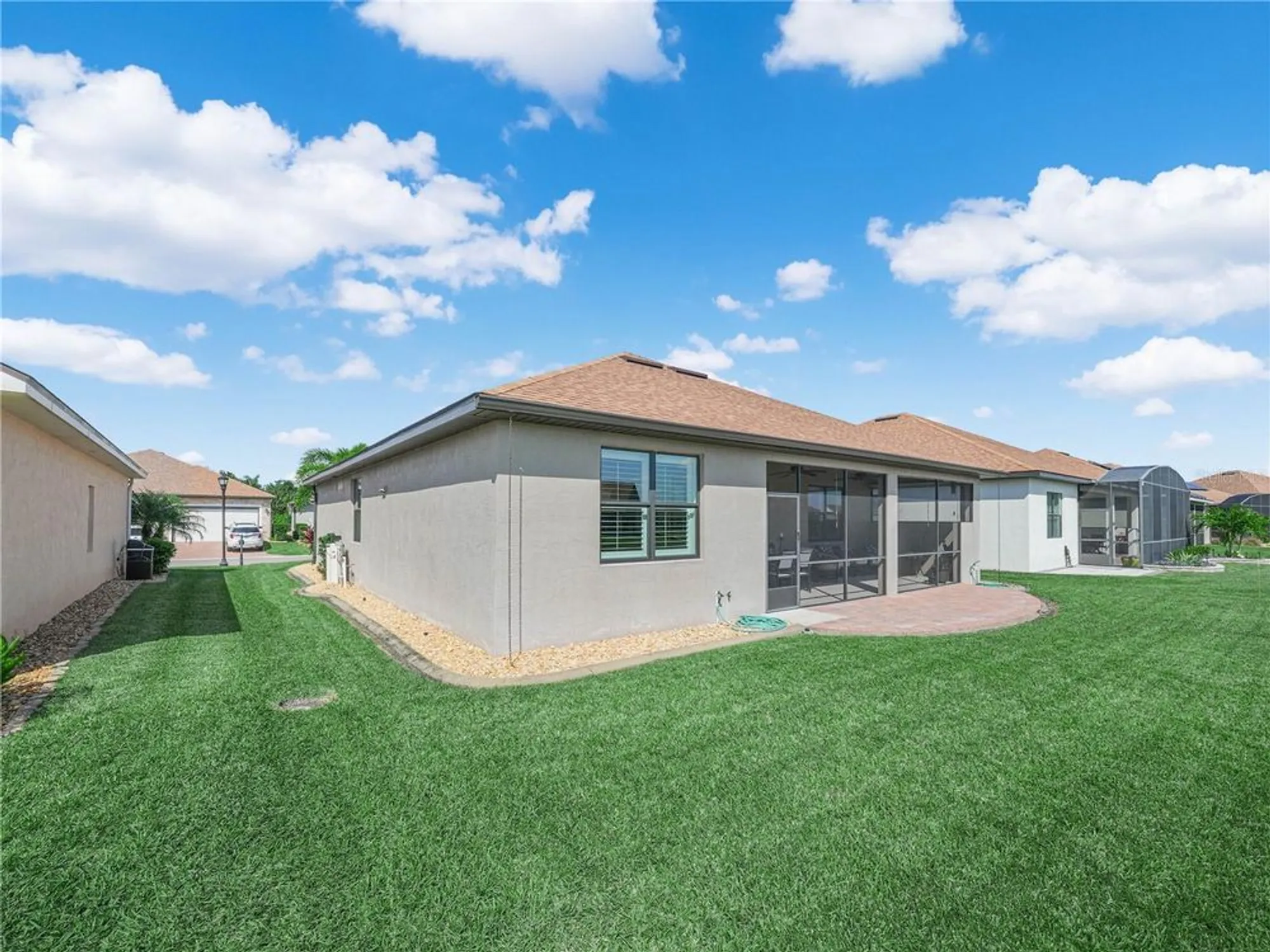 Property Slideshow image 32 of 68 | 1069 sawgrass dr, Winter Haven, FL, 33884