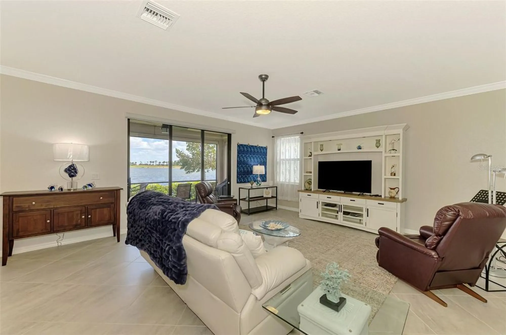Property Slideshow image 17 of 95 | 24128 spartina dr, Venice, FL, 34293