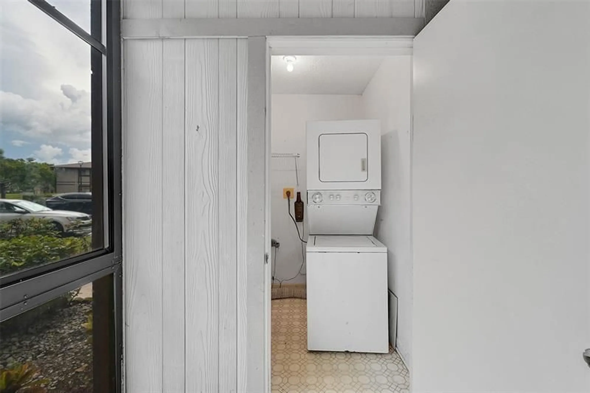 Property Slideshow image 22 of 33 | 9968 n belfort cir 108, Tamarac, FL, 33321