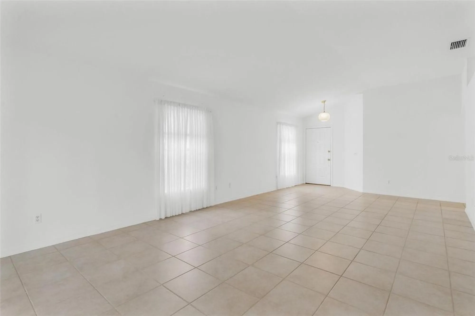 Property Slideshow image 7 of 39 | 7023 arcadian ct, Mount Dora, FL, 32757