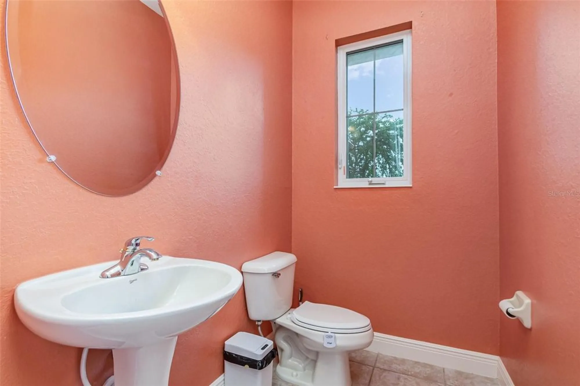 Property Slideshow image 14 of 34 | 38748 lakeview walk, Lady Lake, FL, 32159