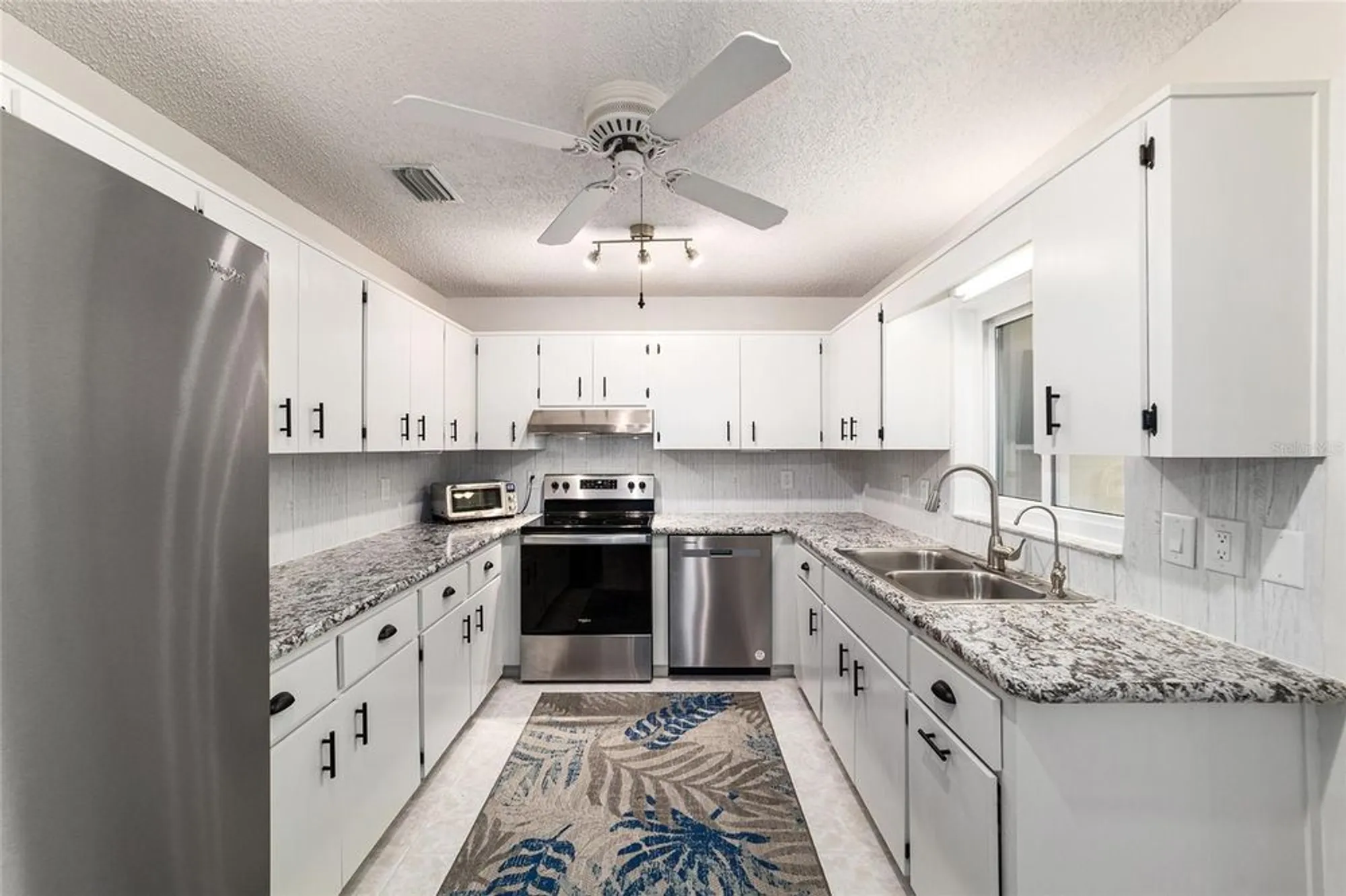 Property Slideshow image 21 of 36 | 9272 sw 82nd ter d, Ocala, FL, 34481