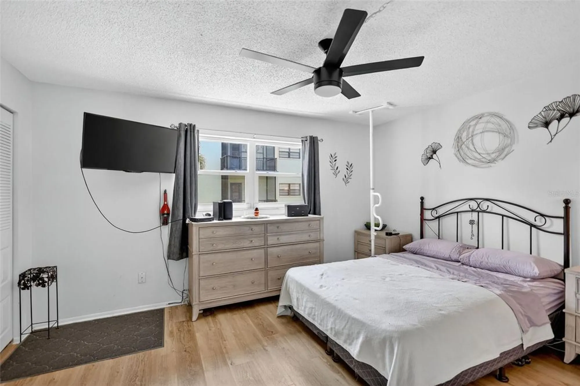 Property Slideshow image 19 of 36 | 5975 terrace park dr n unit 209, Saint Petersburg, FL, 33709