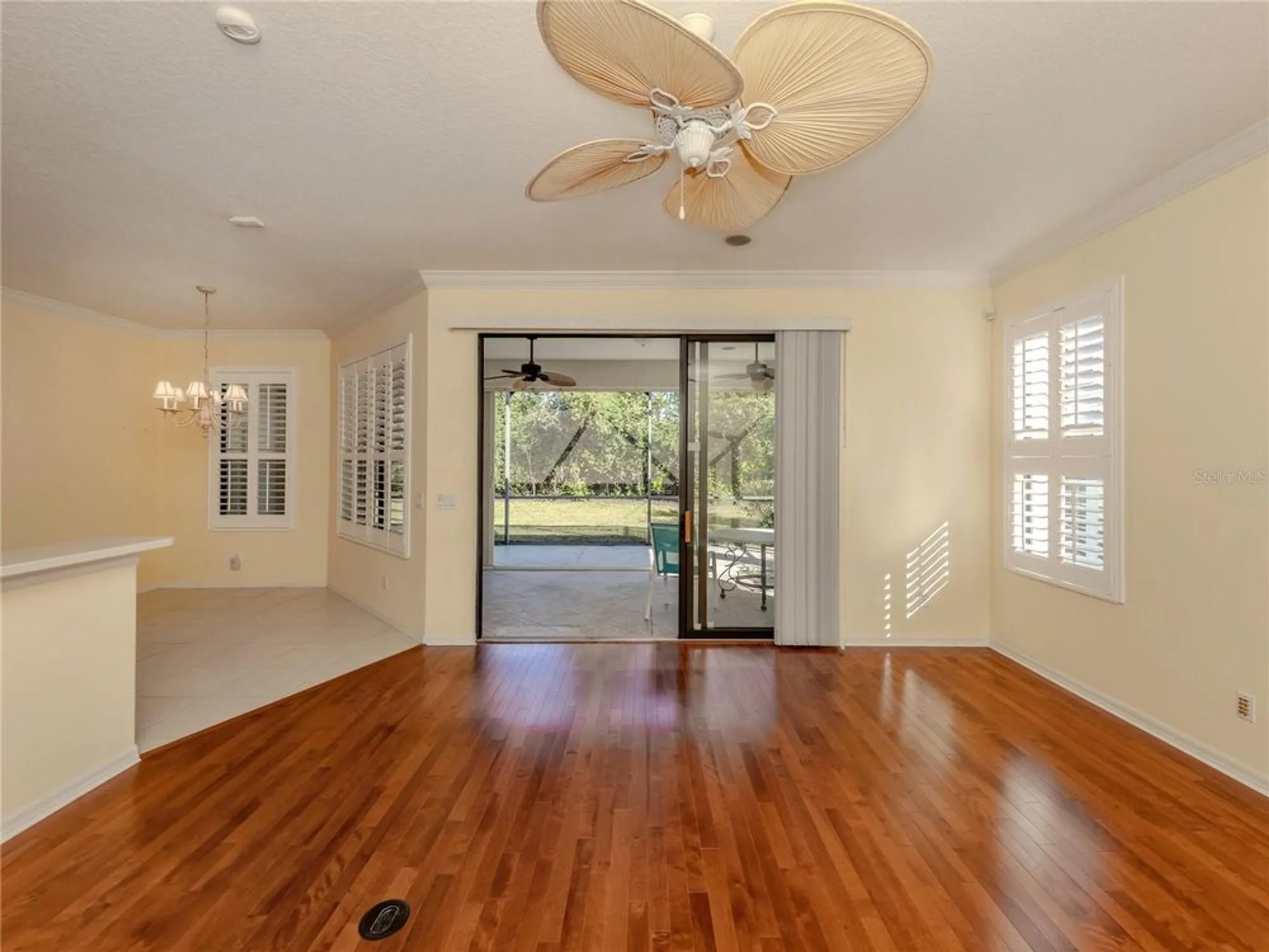 Property Slideshow image 11 of 55 | 4238 mackay falls ter, Sarasota, FL, 34243