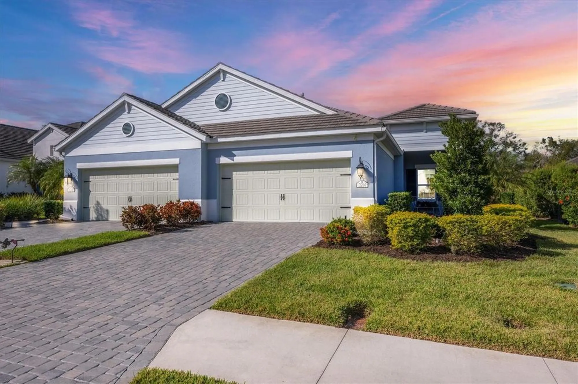 Property Slideshow image 1 of 72 | 3214 sky blue cv, Bradenton, FL, 34211