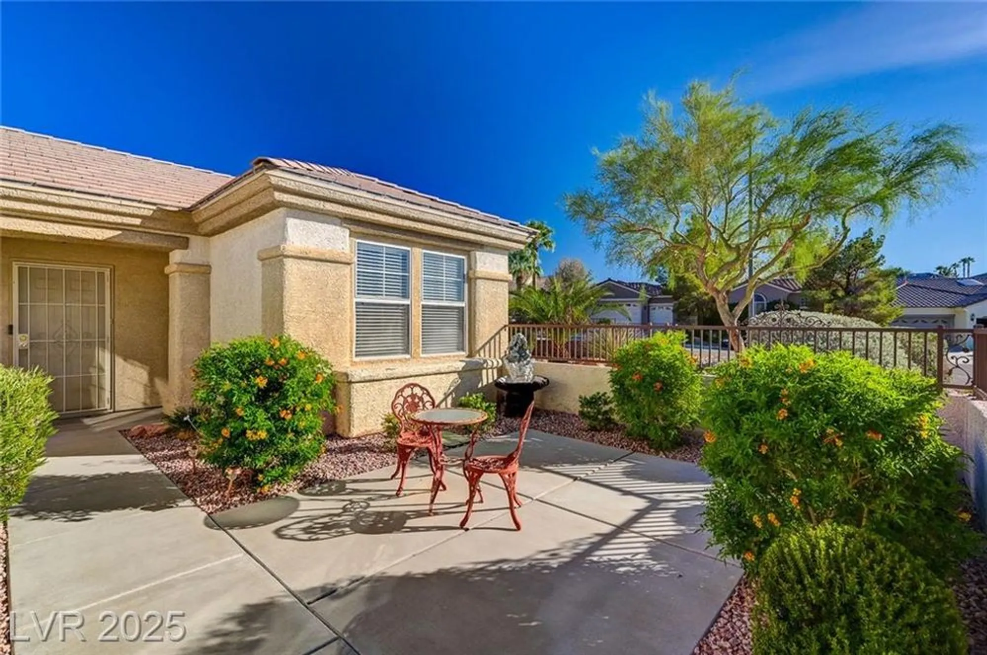 Property Slideshow image 5 of 51 | 1620 langston hughes st, Henderson, NV, 89052