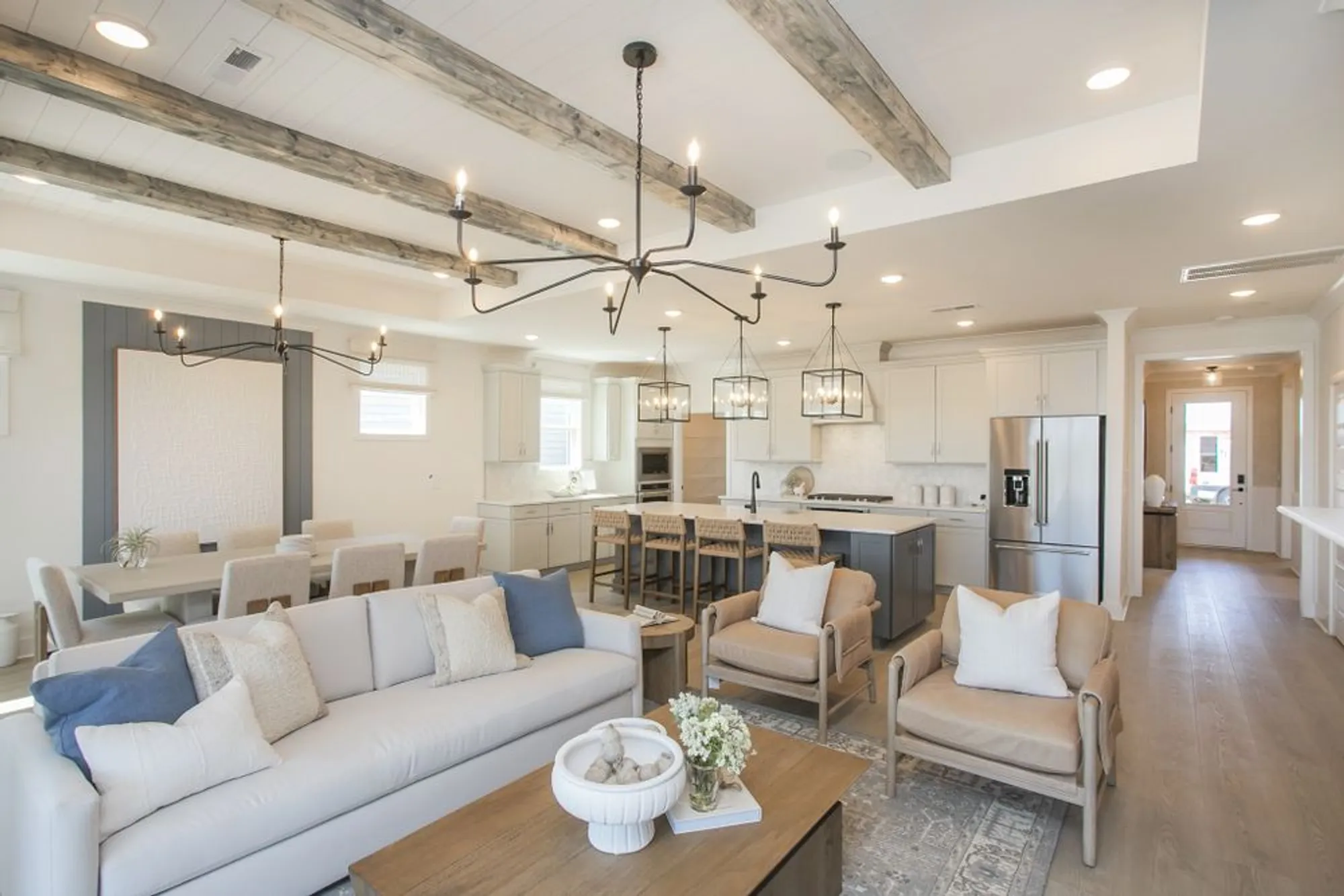 Property Slideshow image 27 of 44 | 723 great basin dr, Lebanon, TN, 37090