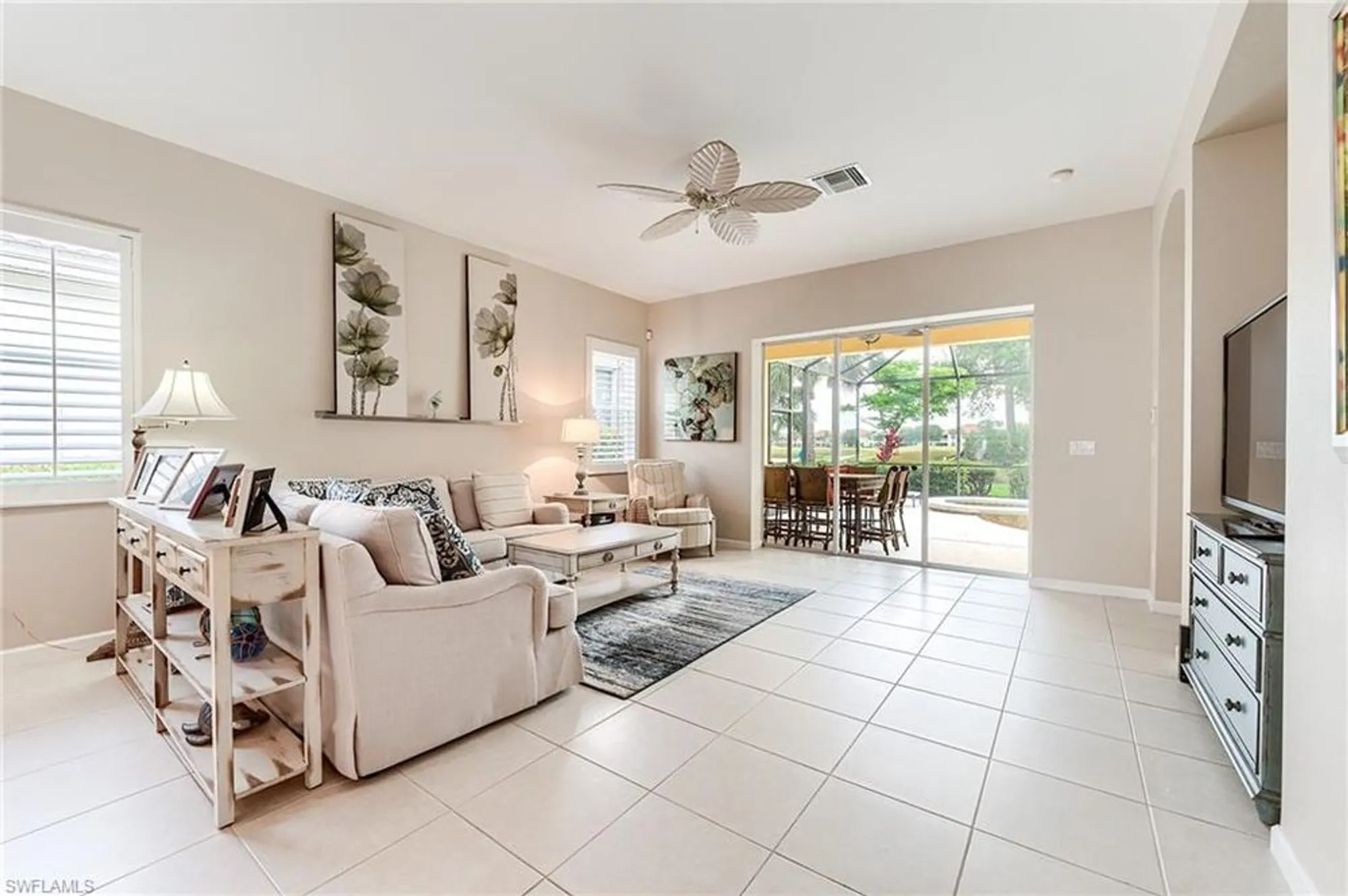 Property Slideshow image 21 of 38 | 3180 bramble cove ct, Fort Myers, FL, 33905