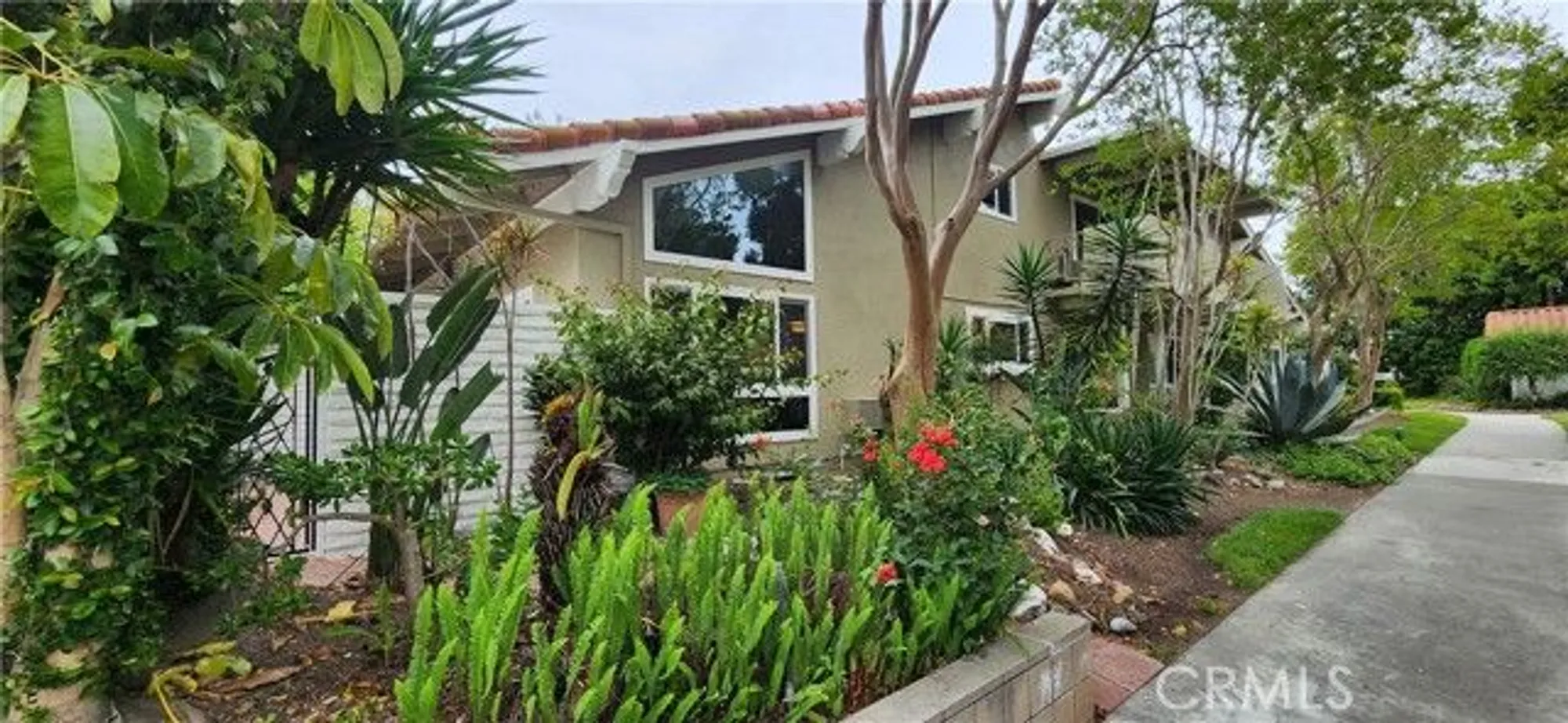 Property Slideshow image 7 of 38 | 2057 via b, Laguna Woods, CA, 92637