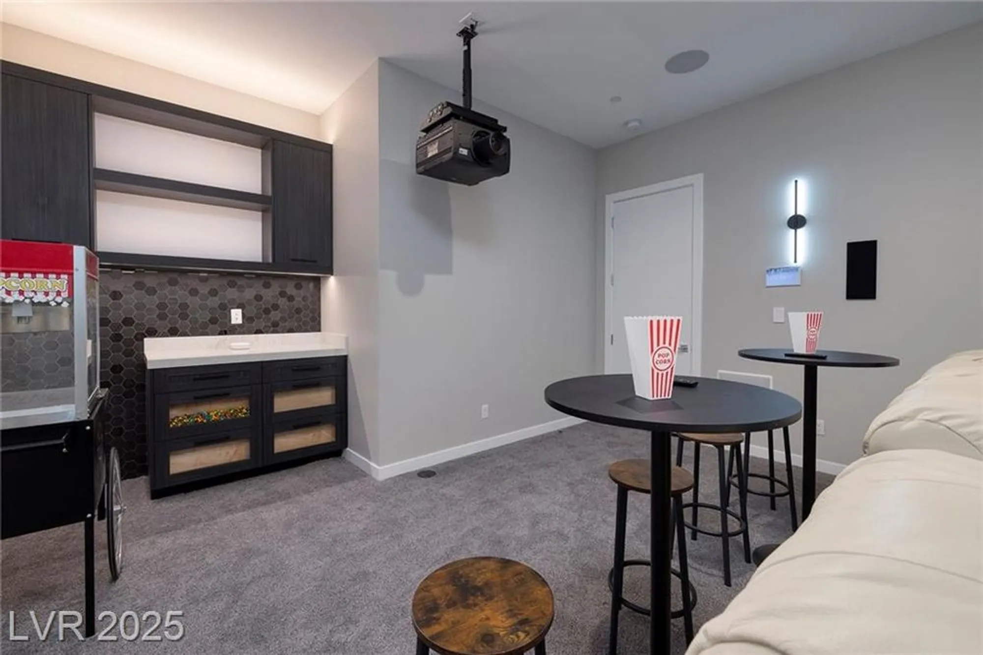 Property Slideshow image 27 of 65 | 37 reflection shores ln, Henderson, NV, 89011