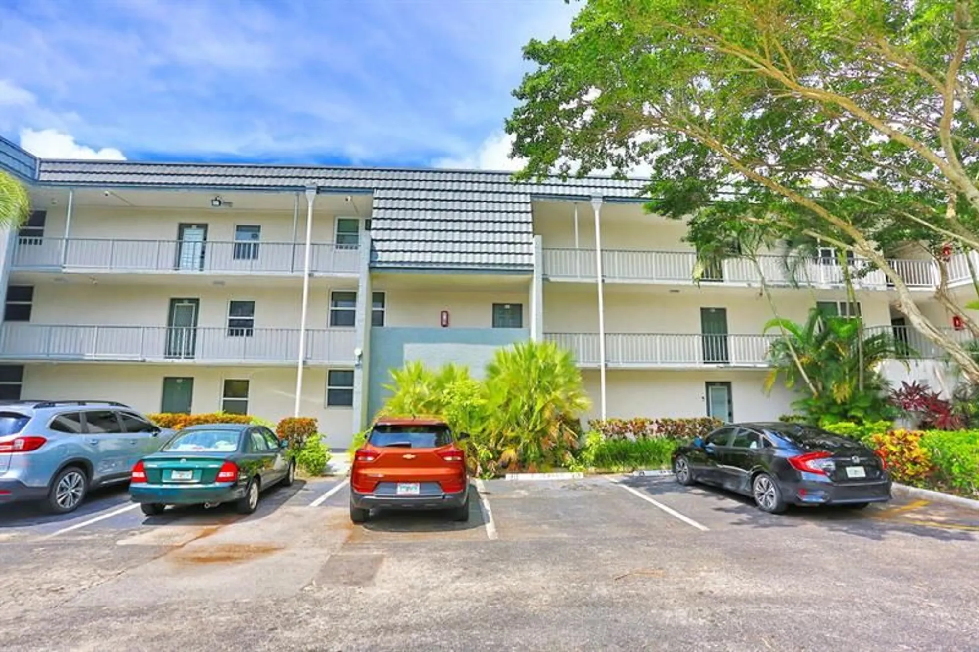 Property Slideshow image 4 of 30 | 9151 lime bay blvd 310, Tamarac, FL, 33321