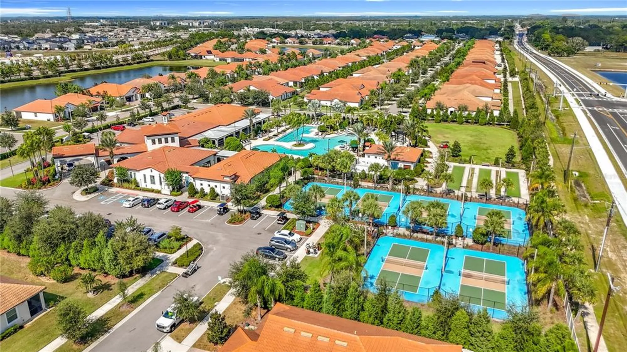 Property Slideshow image 52 of 68 | 17576 holly well ave, Wimauma, FL, 33598