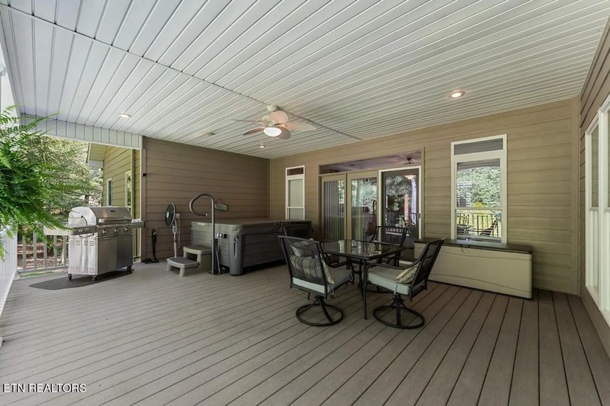 Property Slideshow image 33 of 42 | 151 forest view dr, Crossville, TN, 38558