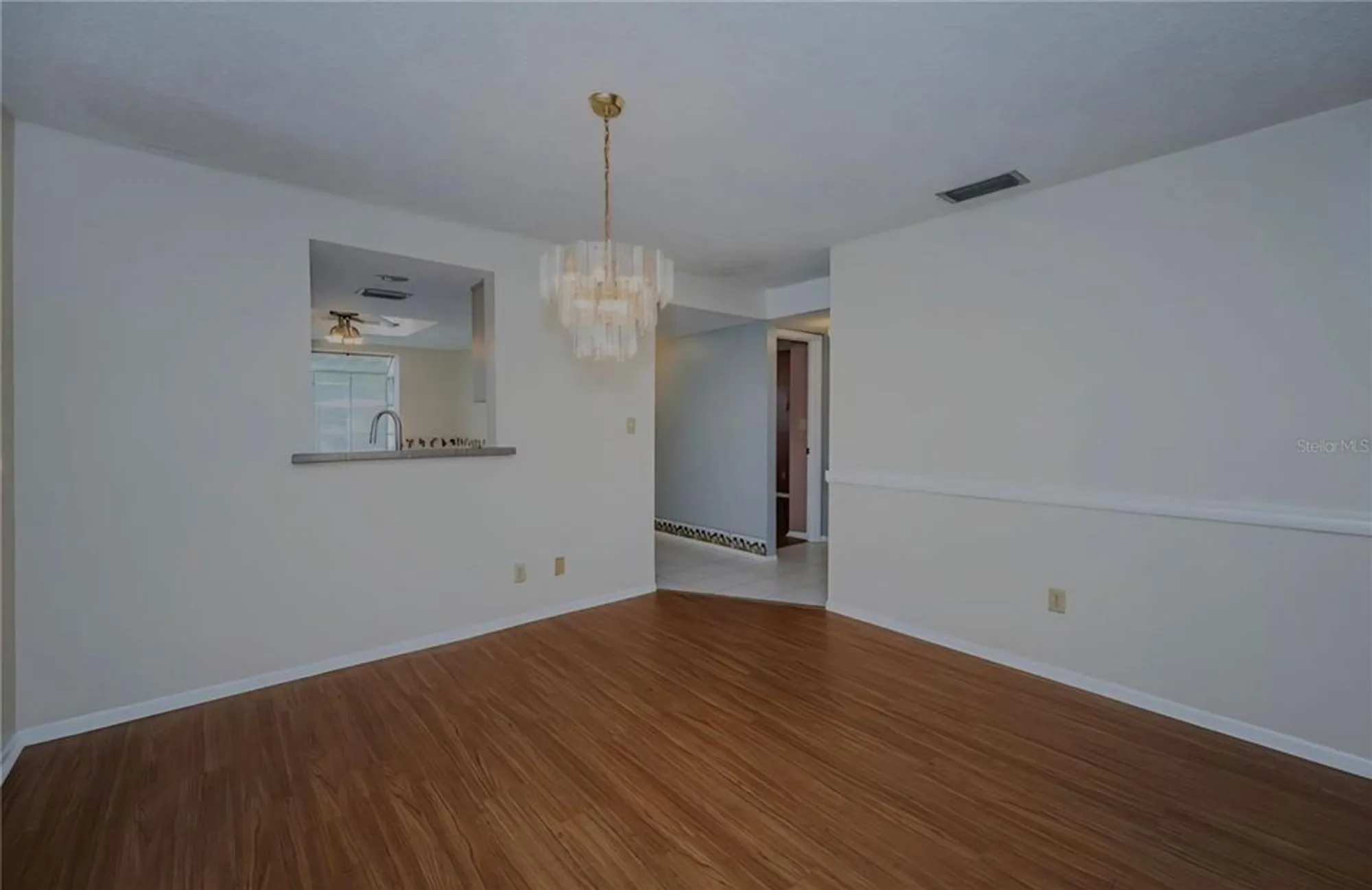 Property Slideshow image 16 of 27 | 19029 us highway 19 n apt 10d, Clearwater, FL, 33764