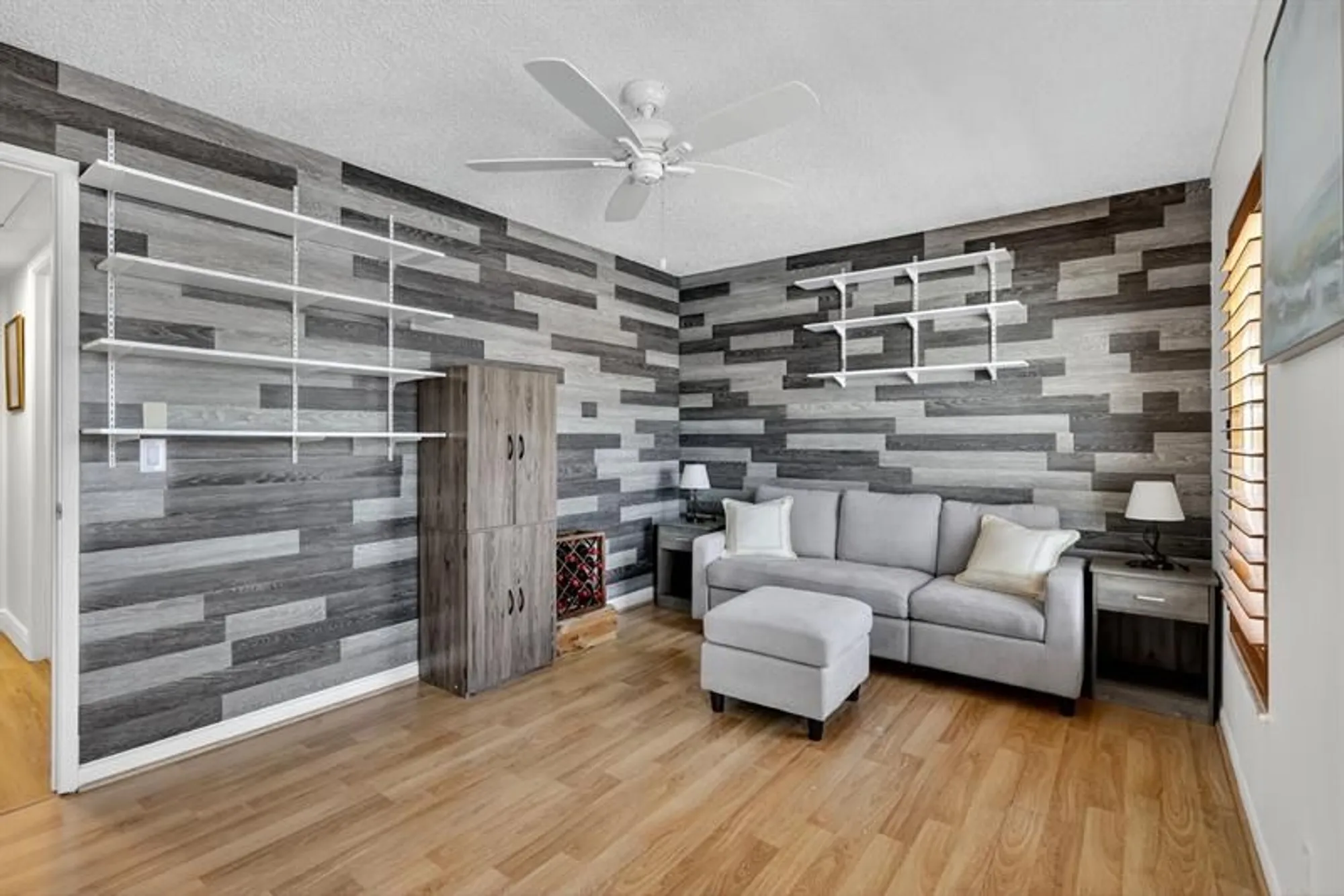 Property Slideshow image 15 of 52 | 448 franconia cir b, Lake Worth, FL, 33467