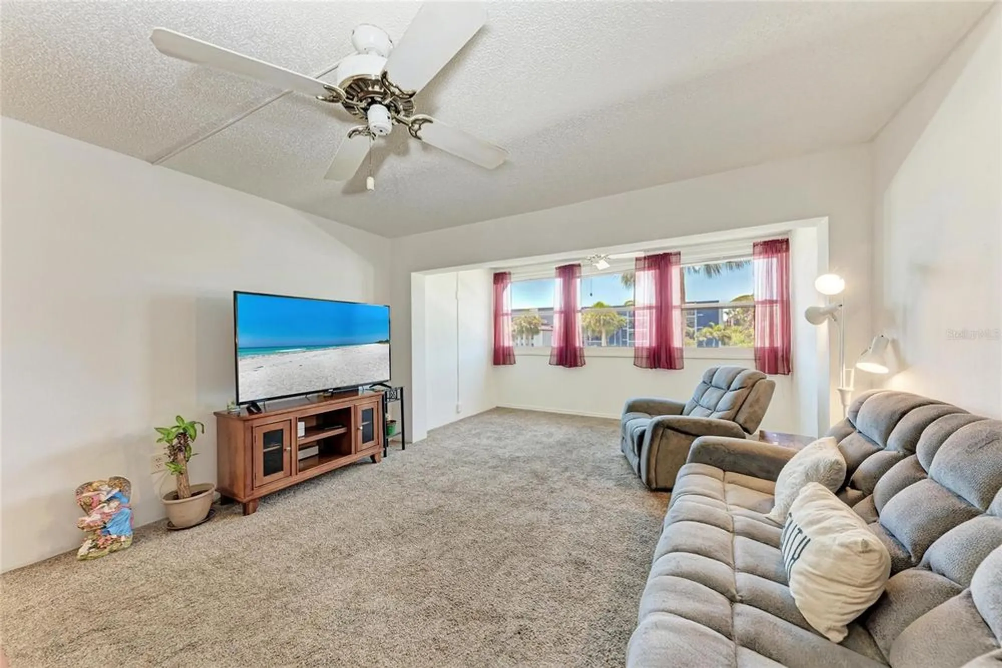 Property Slideshow image 7 of 62 | 2300 aaron st apt 204, Port Charlotte, FL, 33952