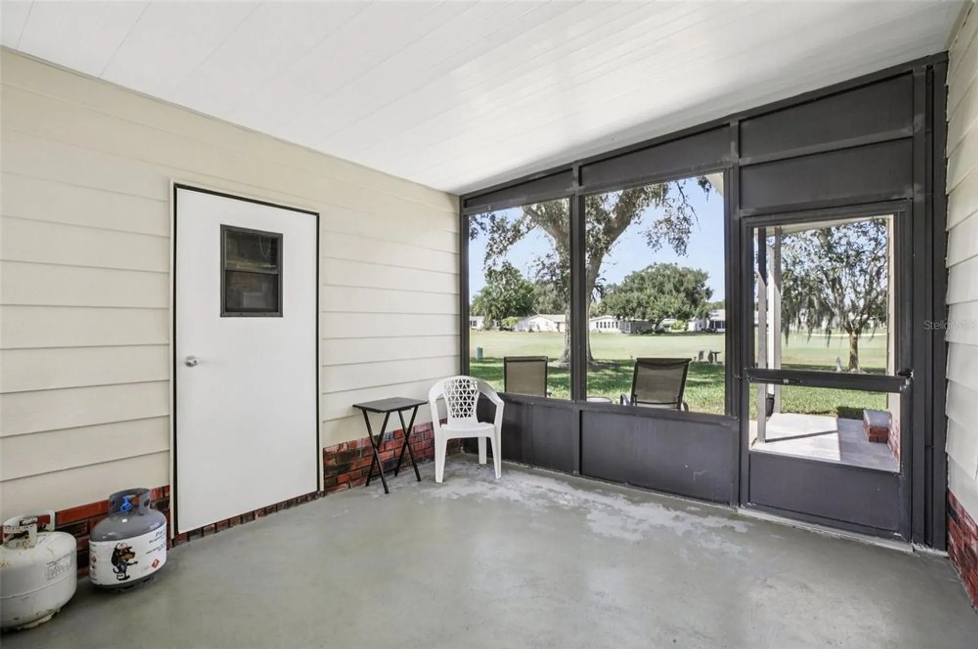 Property Slideshow image 21 of 31 | 1707 lilly ln, The Villages, FL, 32159