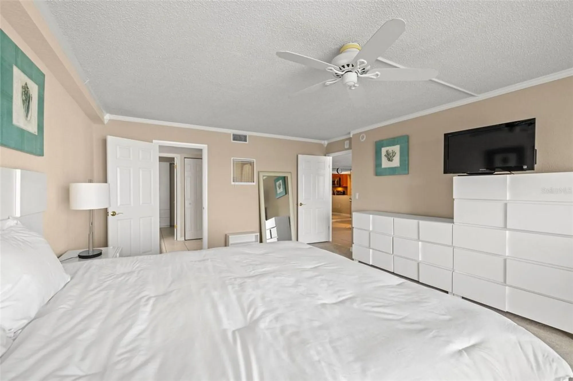 Property Slideshow image 21 of 40 | 7300 sun island dr 605, South Pasadena, FL, 33707