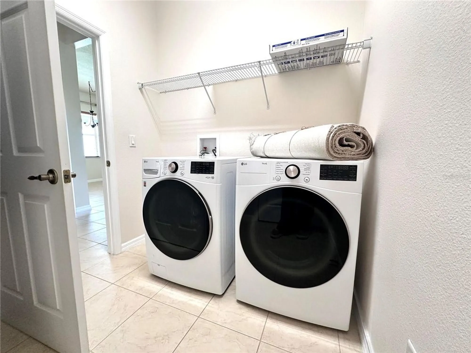 Property Slideshow image 13 of 14 | 4950 sandy brook cir, Wimauma, FL, 33598