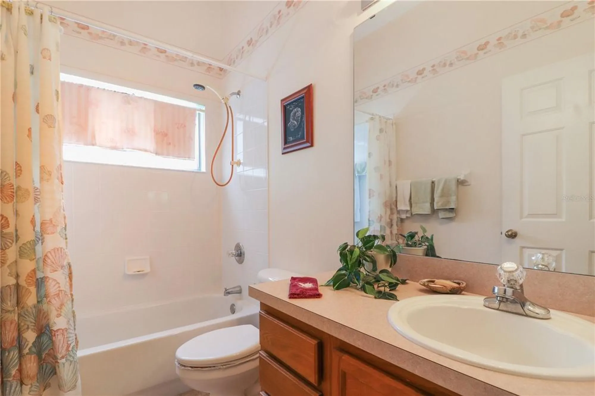 Property Slideshow image 15 of 22 | 25339 crestwater dr, Leesburg, FL, 34748