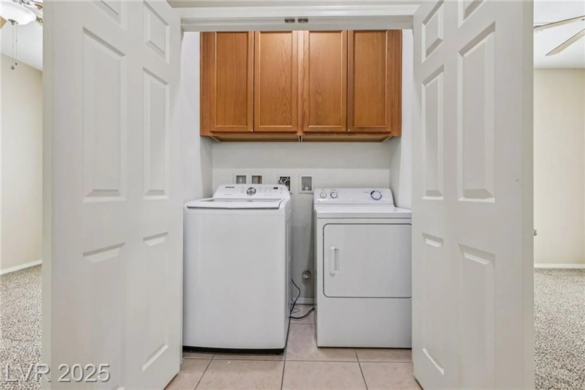 Property Slideshow image 34 of 48 | 3369 hackney horse ct, Las Vegas, NV, 89122