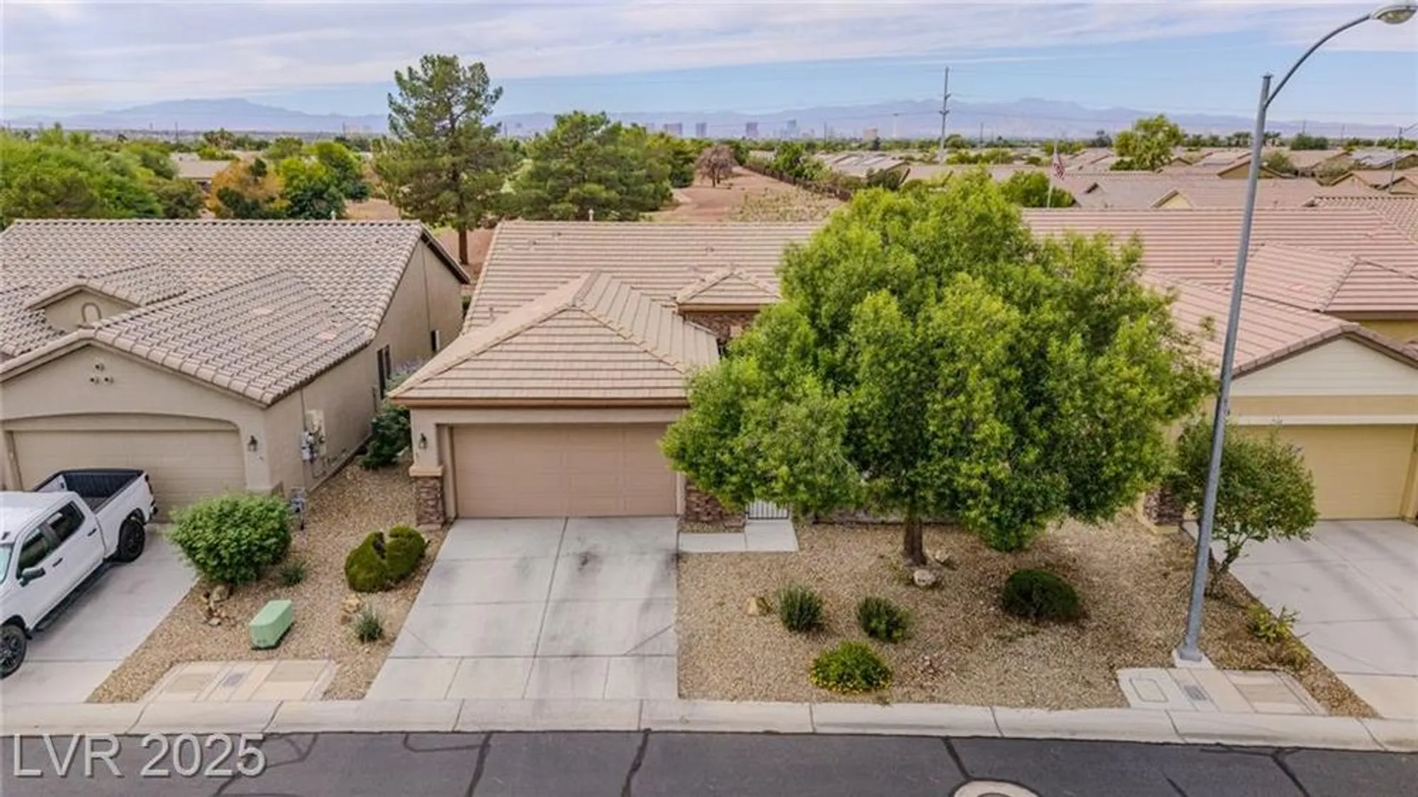 Property Slideshow image 52 of 65 | 3447 halter dr, Las Vegas, NV, 89122