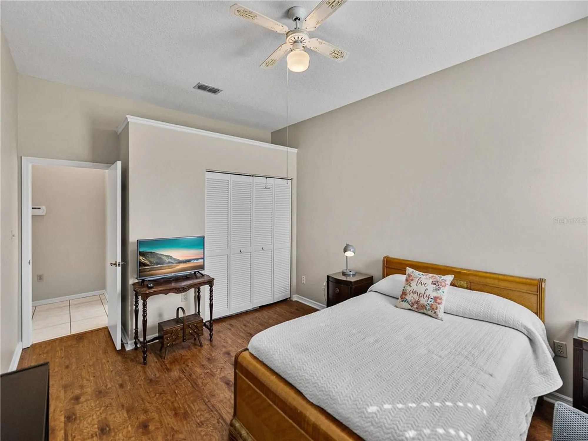 Property Slideshow image 20 of 42 | 6052 condor dr, Lakeland, FL, 33809