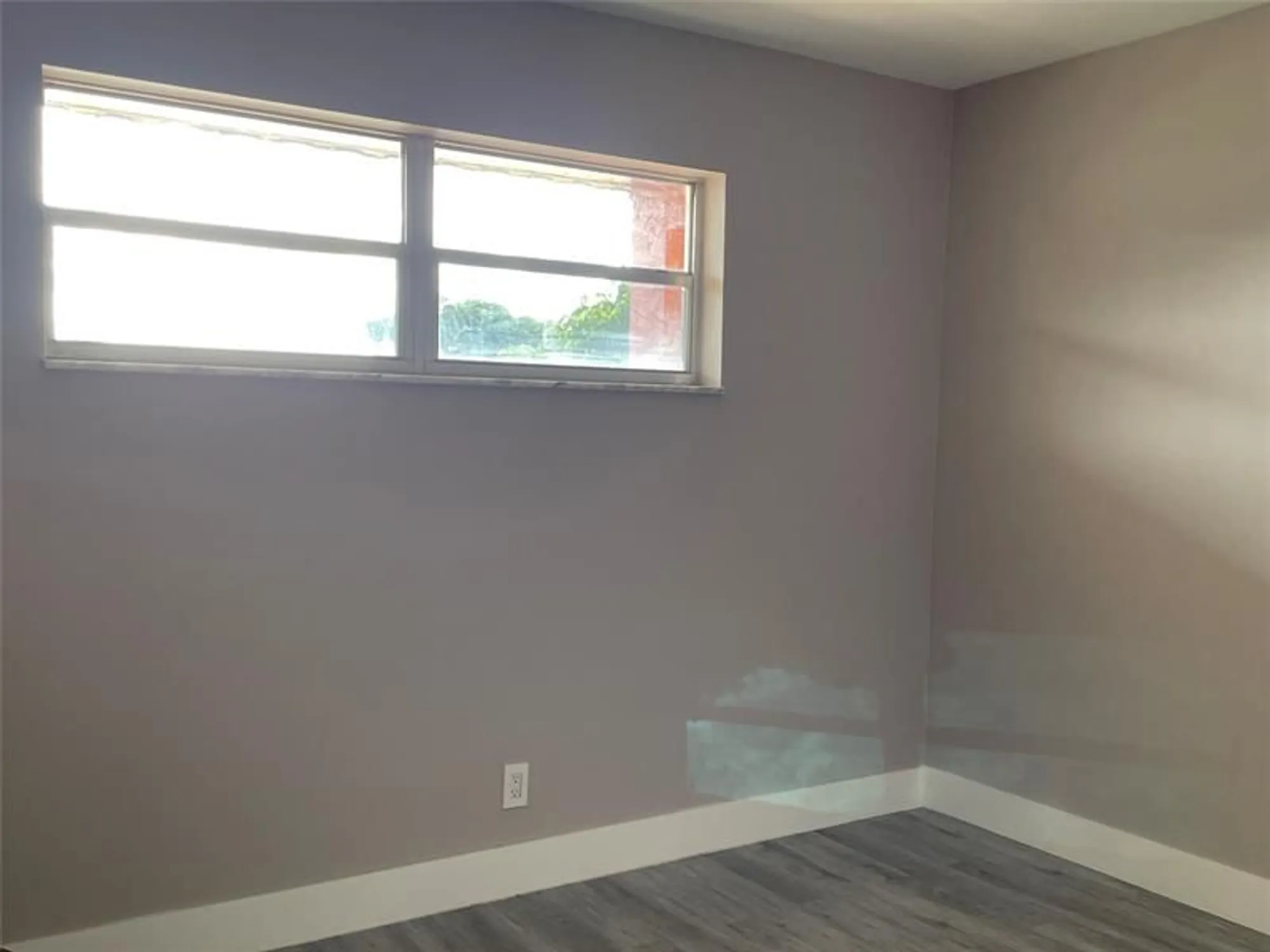 Property Slideshow image 15 of 53 | 8962 s hollybrook blvd 308, Pembroke Pines, FL, 33025