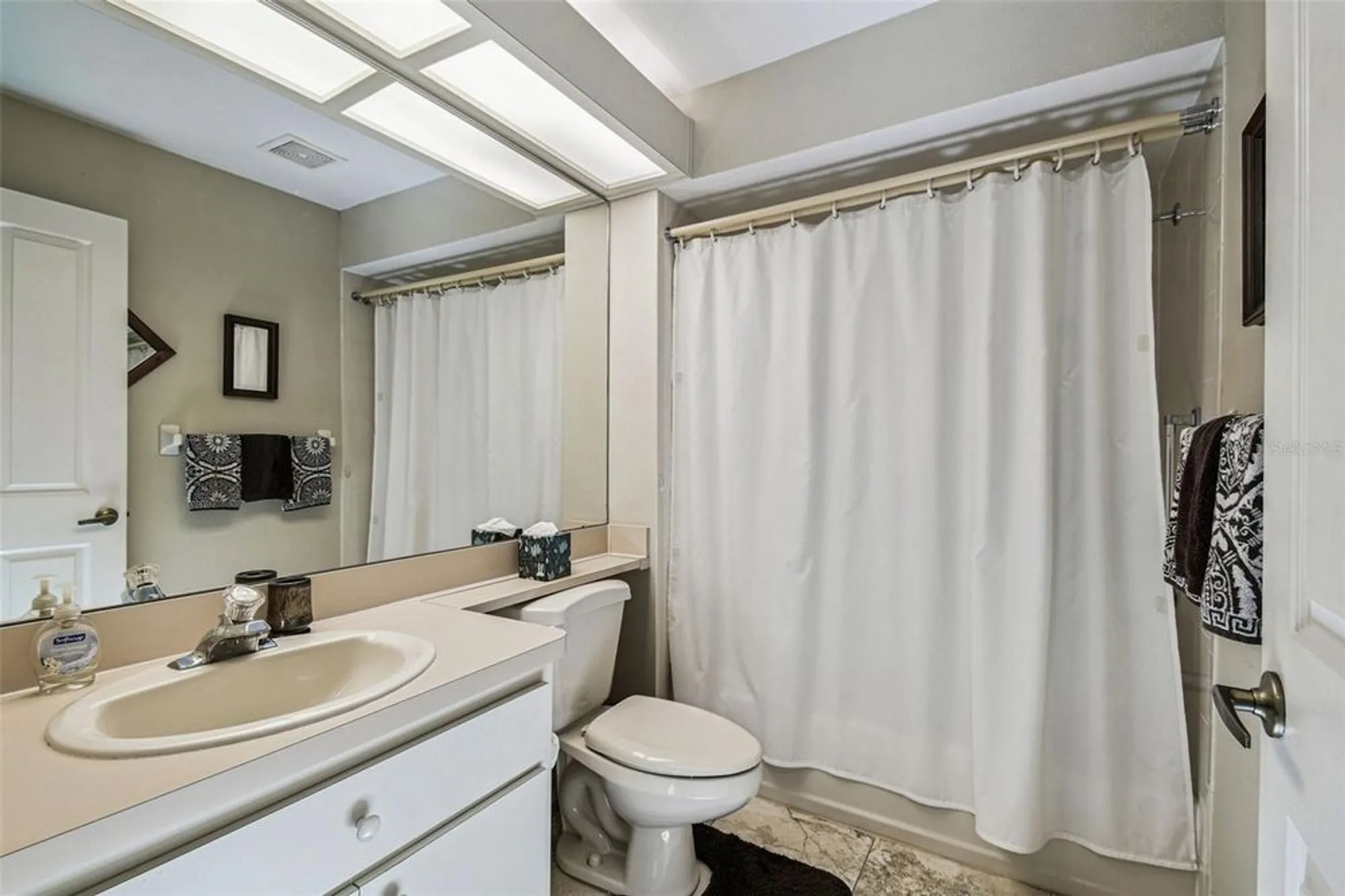 Property Slideshow image 48 of 86 | 8157 hidden hills dr, Spring Hill, FL, 34606