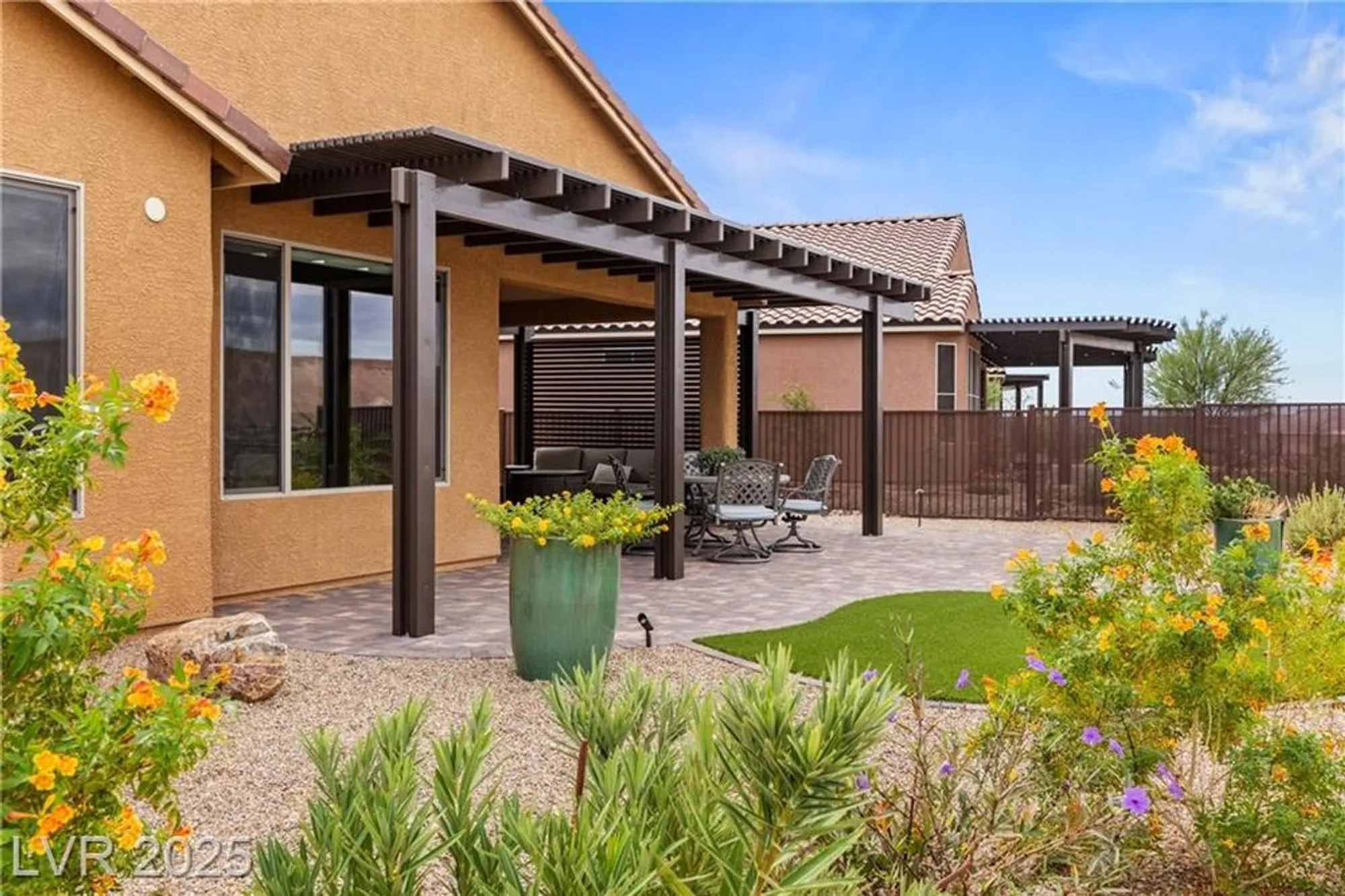 Property Slideshow image 3 of 64 | 1073 flagstone bnd, Mesquite, NV, 89034